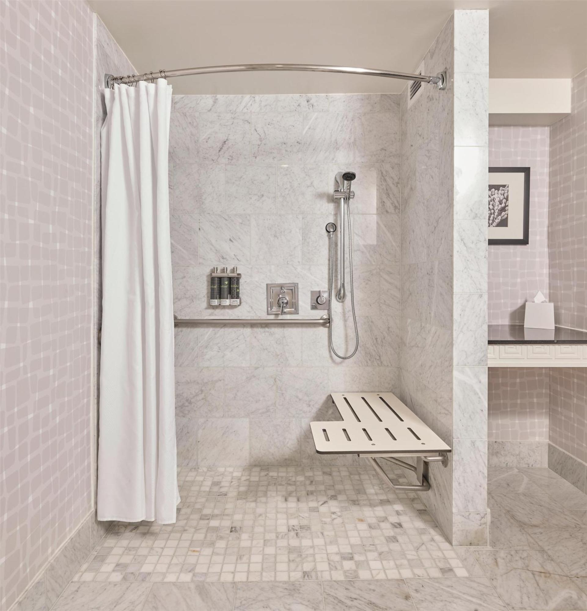 Queen Room Two Queen Beds Roll Shower Disability Access