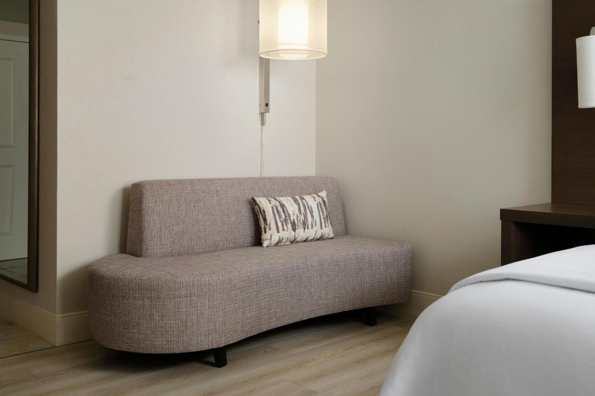 Guest Room 1 King