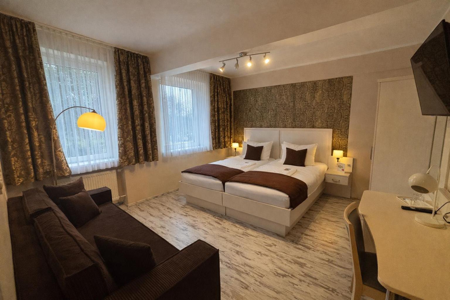 Double Room Bathroom