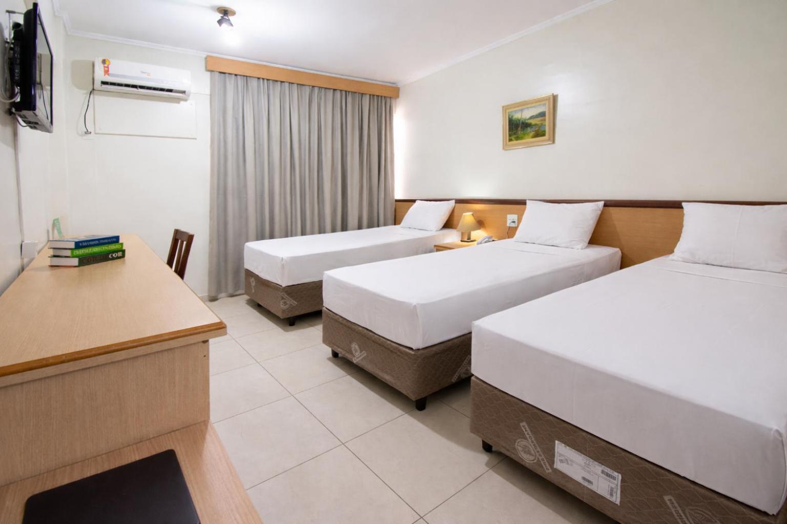 Executive Triple Room 3 Single Beds