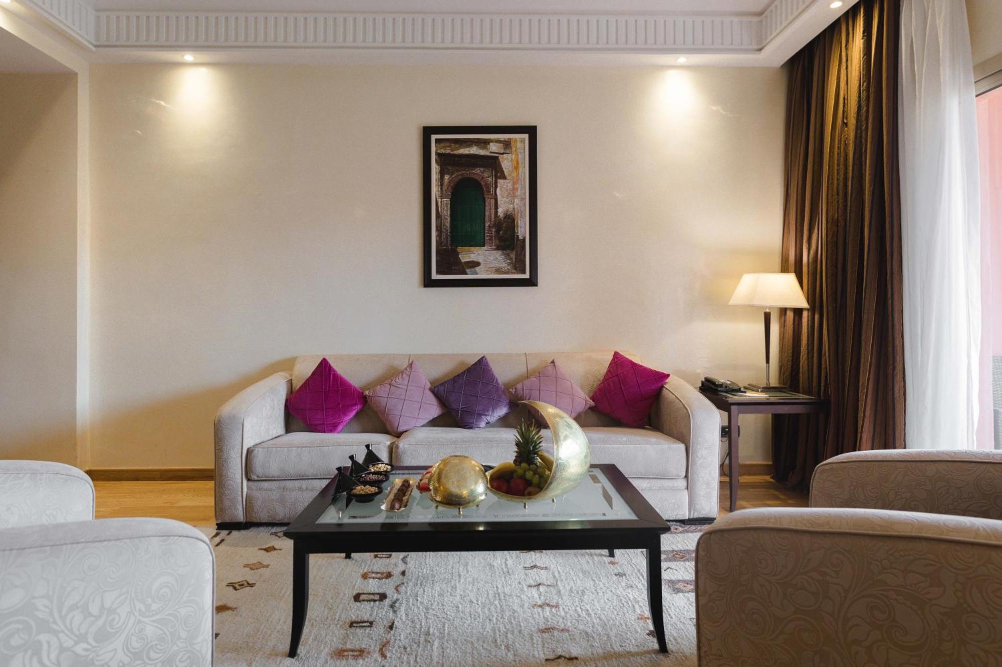 Two Bedrooms Suite 2 King Size Beds Pool View