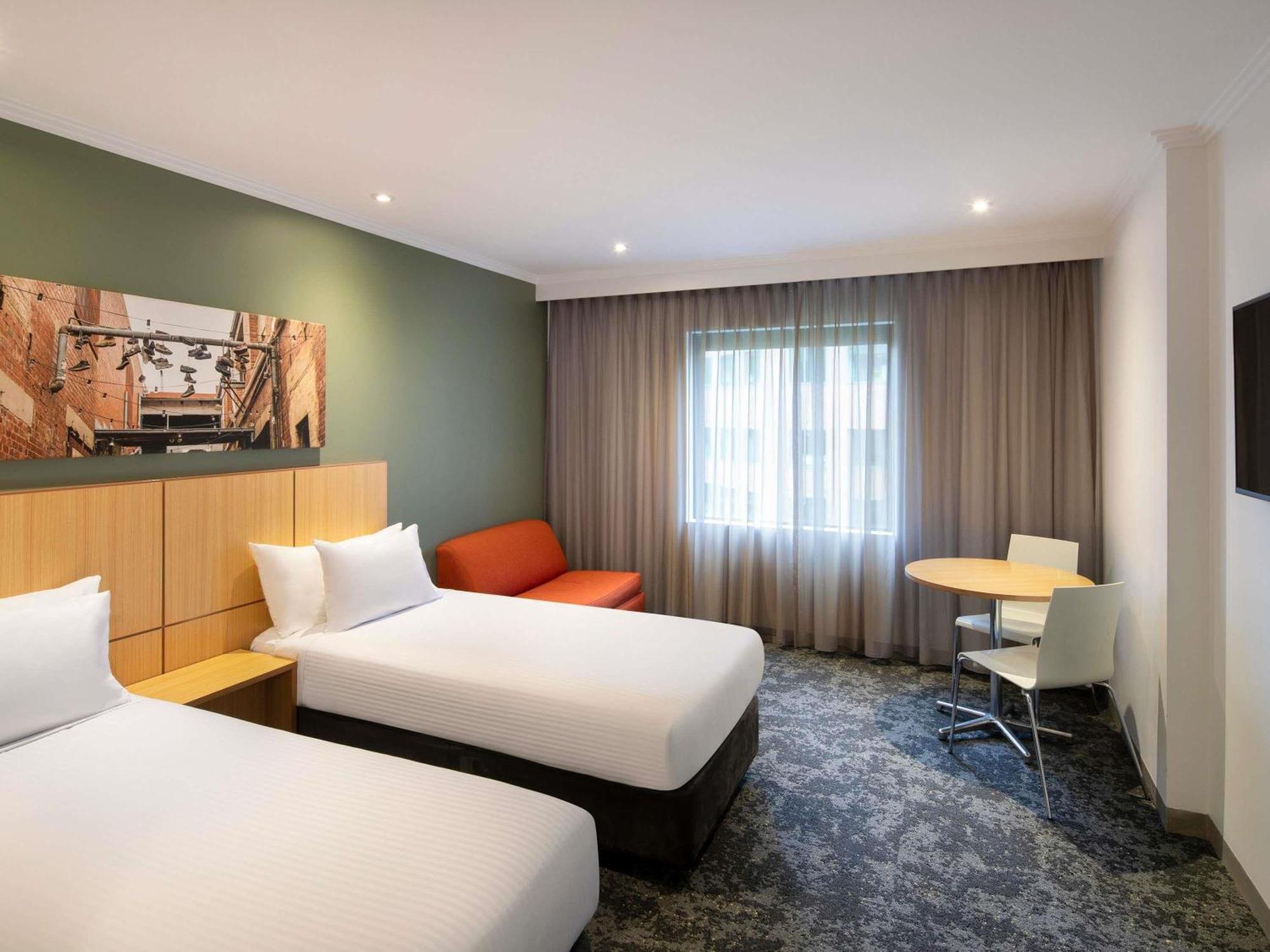 Standard Accessible Twin Room