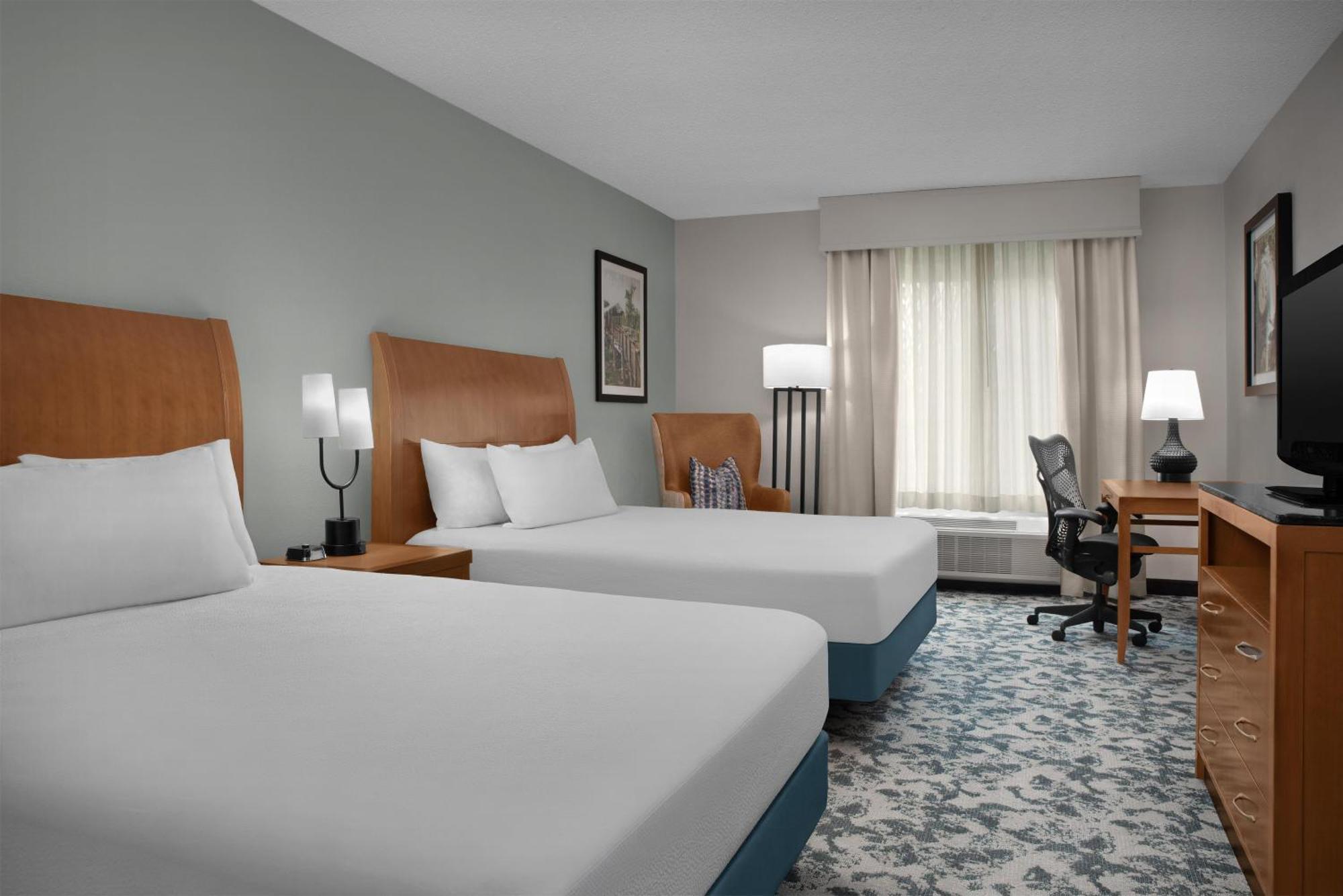 Queen Room Two Queen Beds