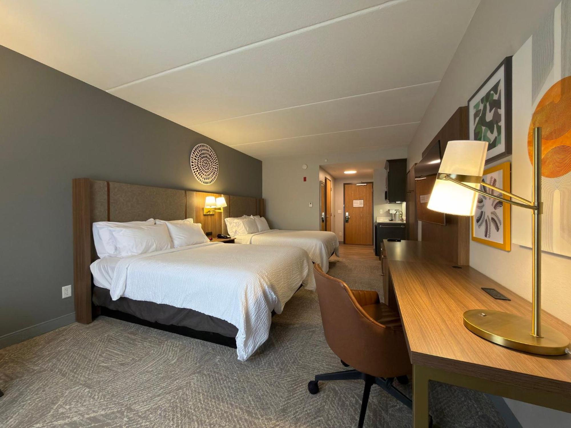 Standard Queen Room Two Queen Beds