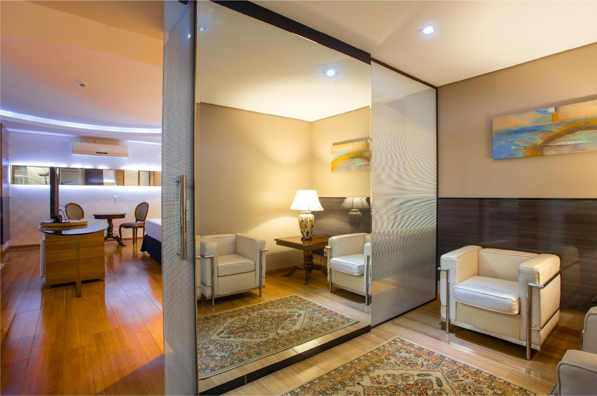 Premium Suite