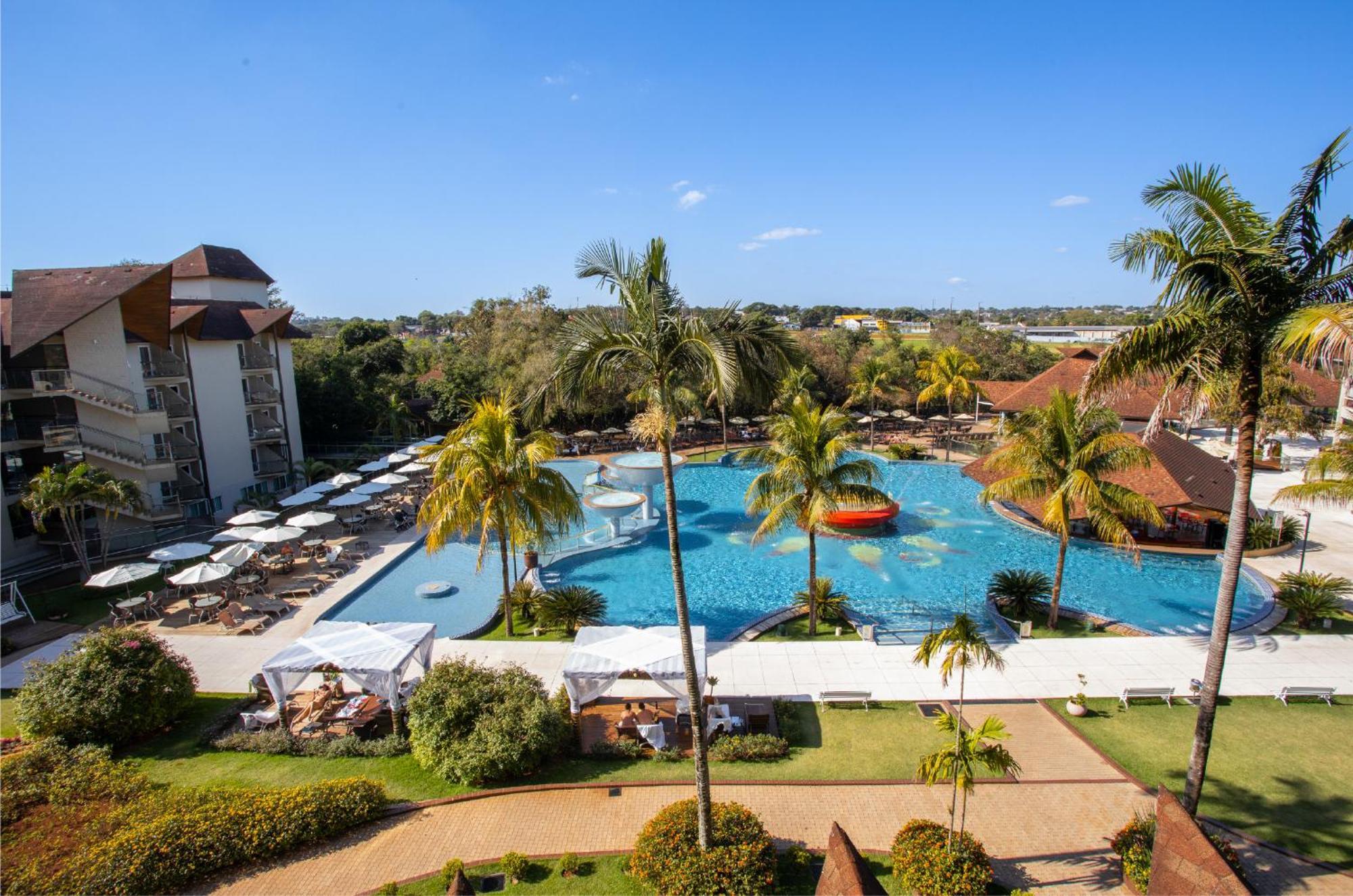 Suite Pool View