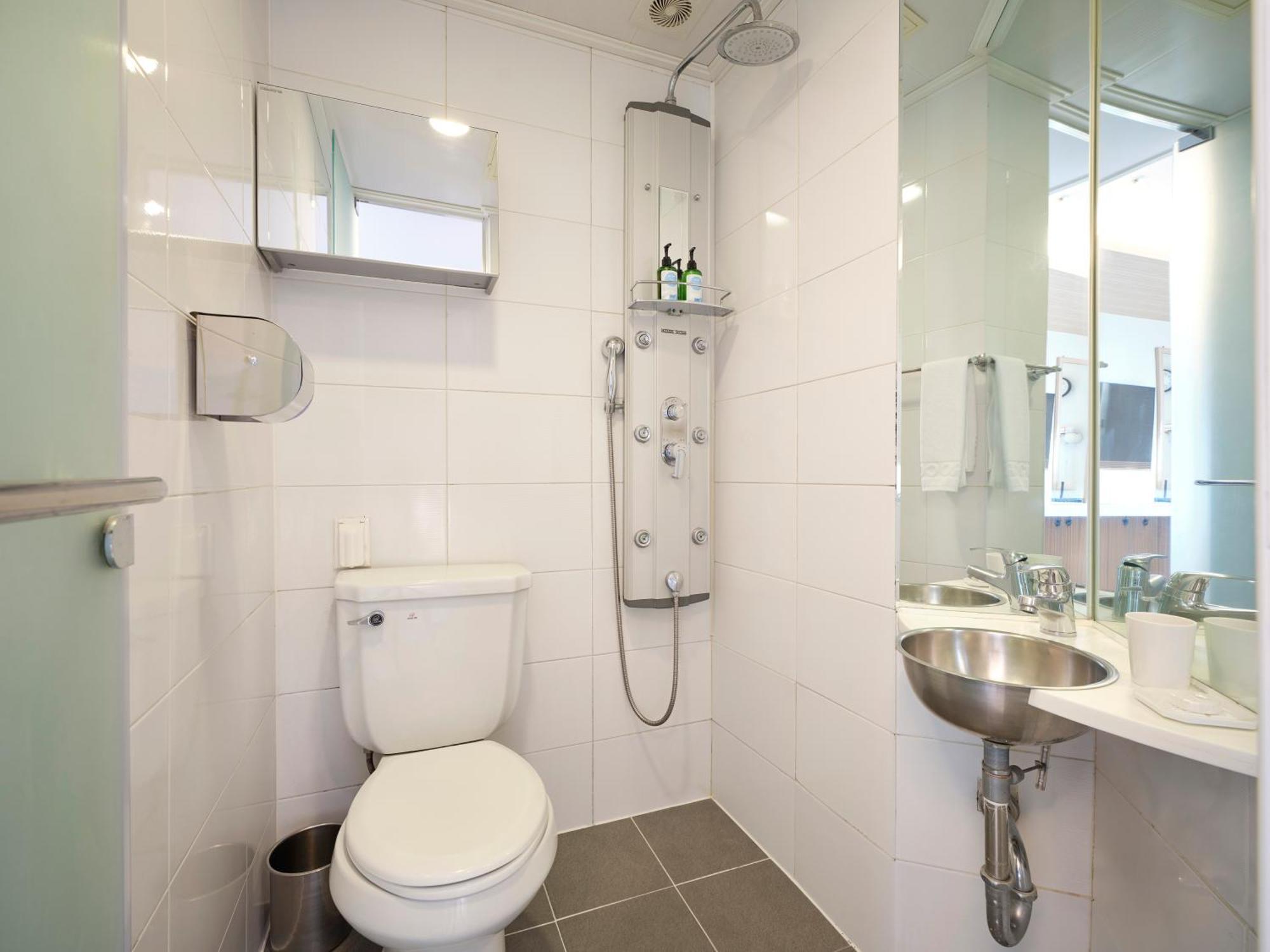 Studio mit Doppelbett