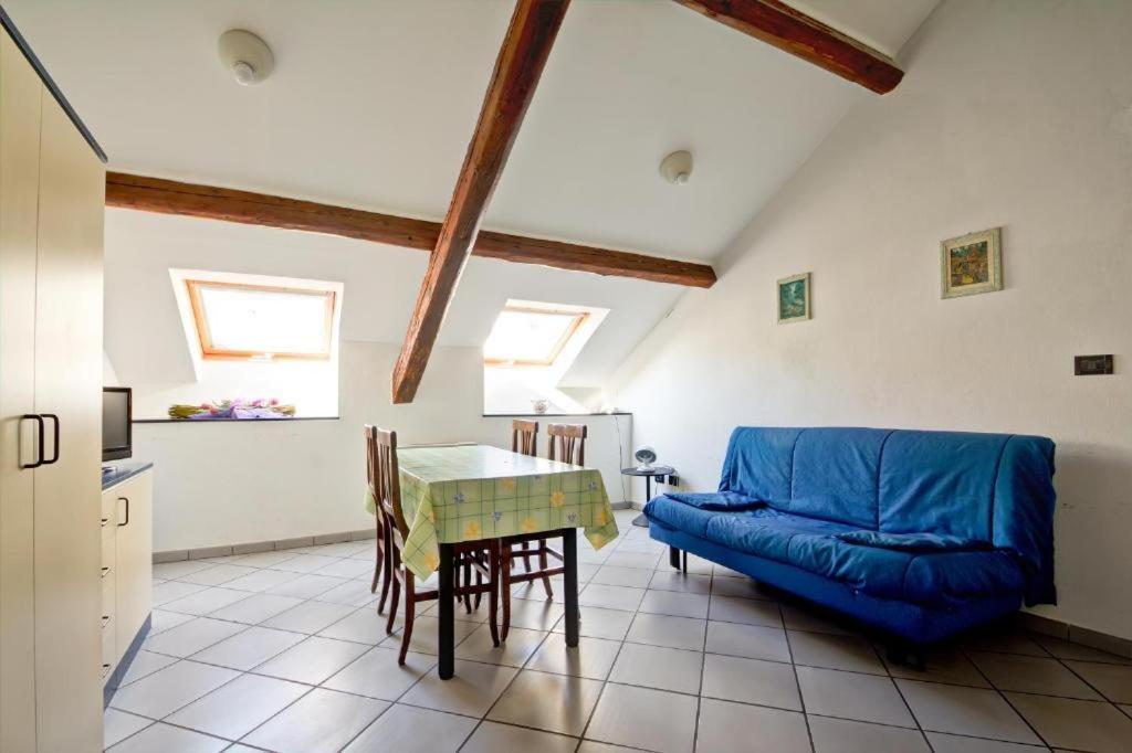 One-Bedroom Apartment Attic