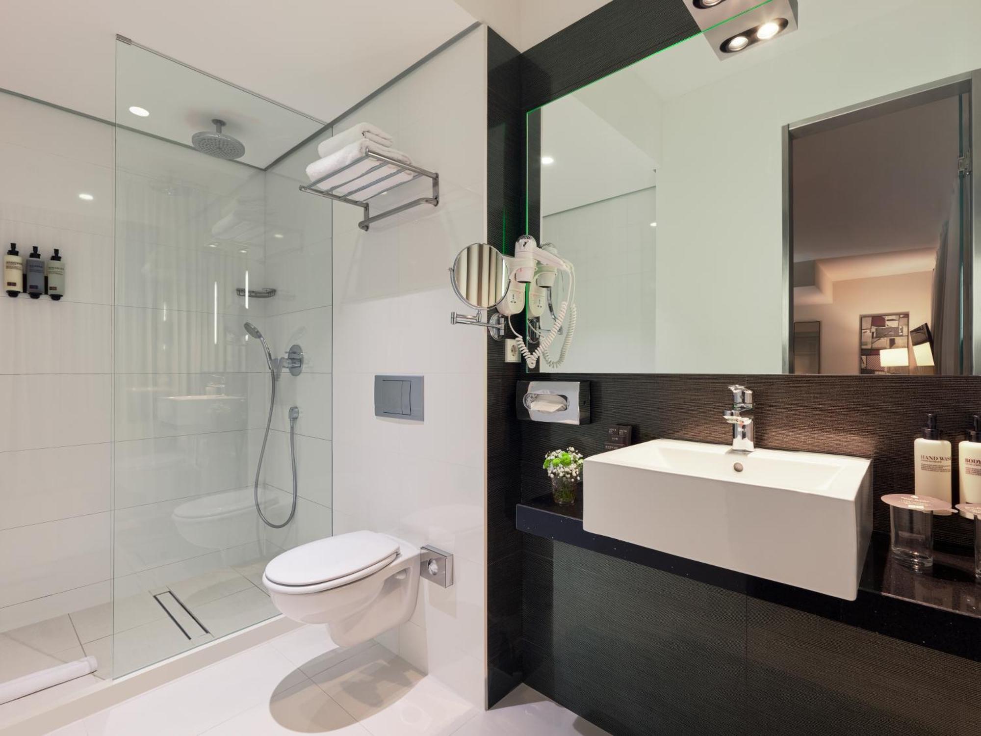 Grand Deluxe Room
