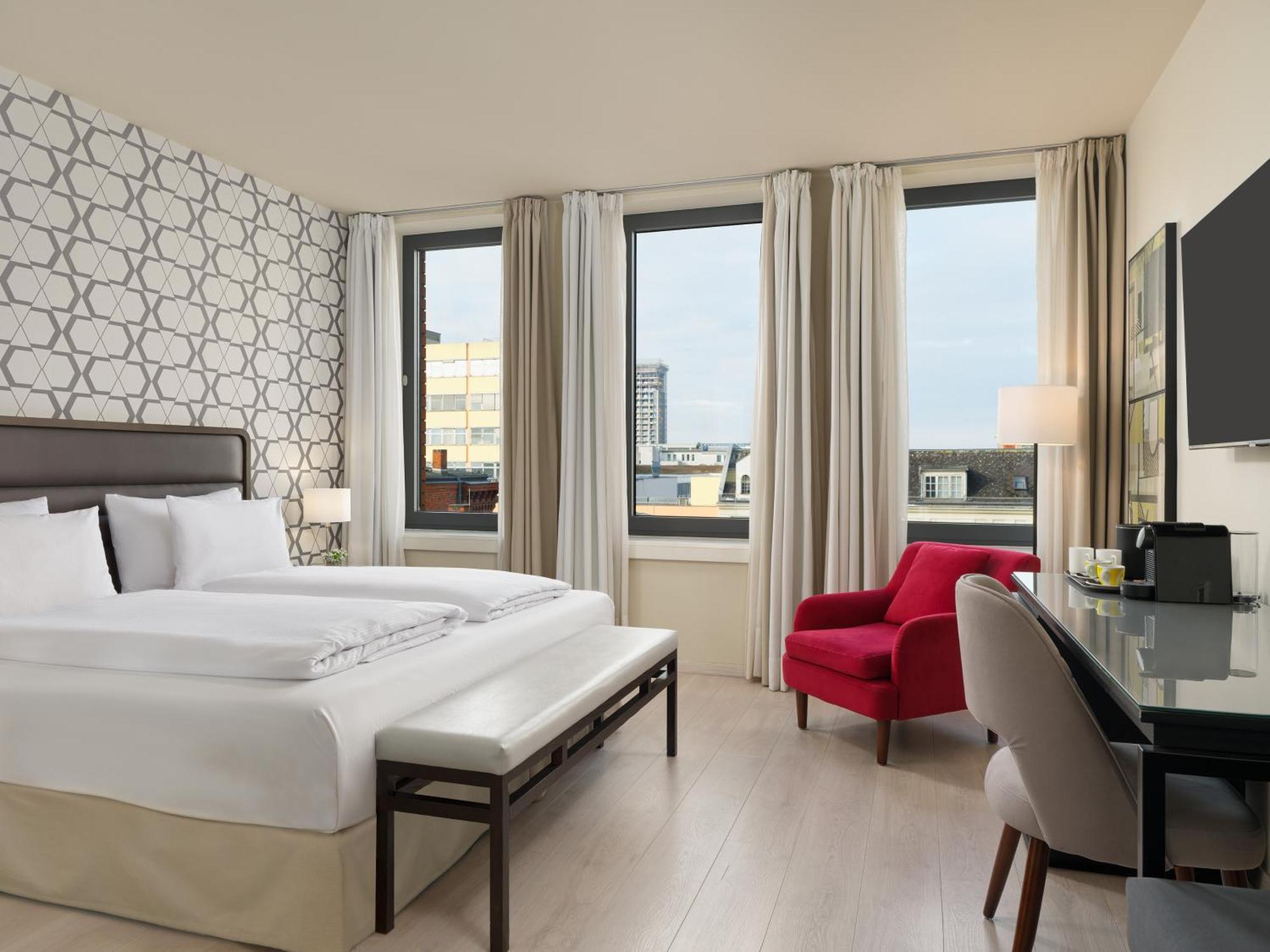 Deluxe Superior Room