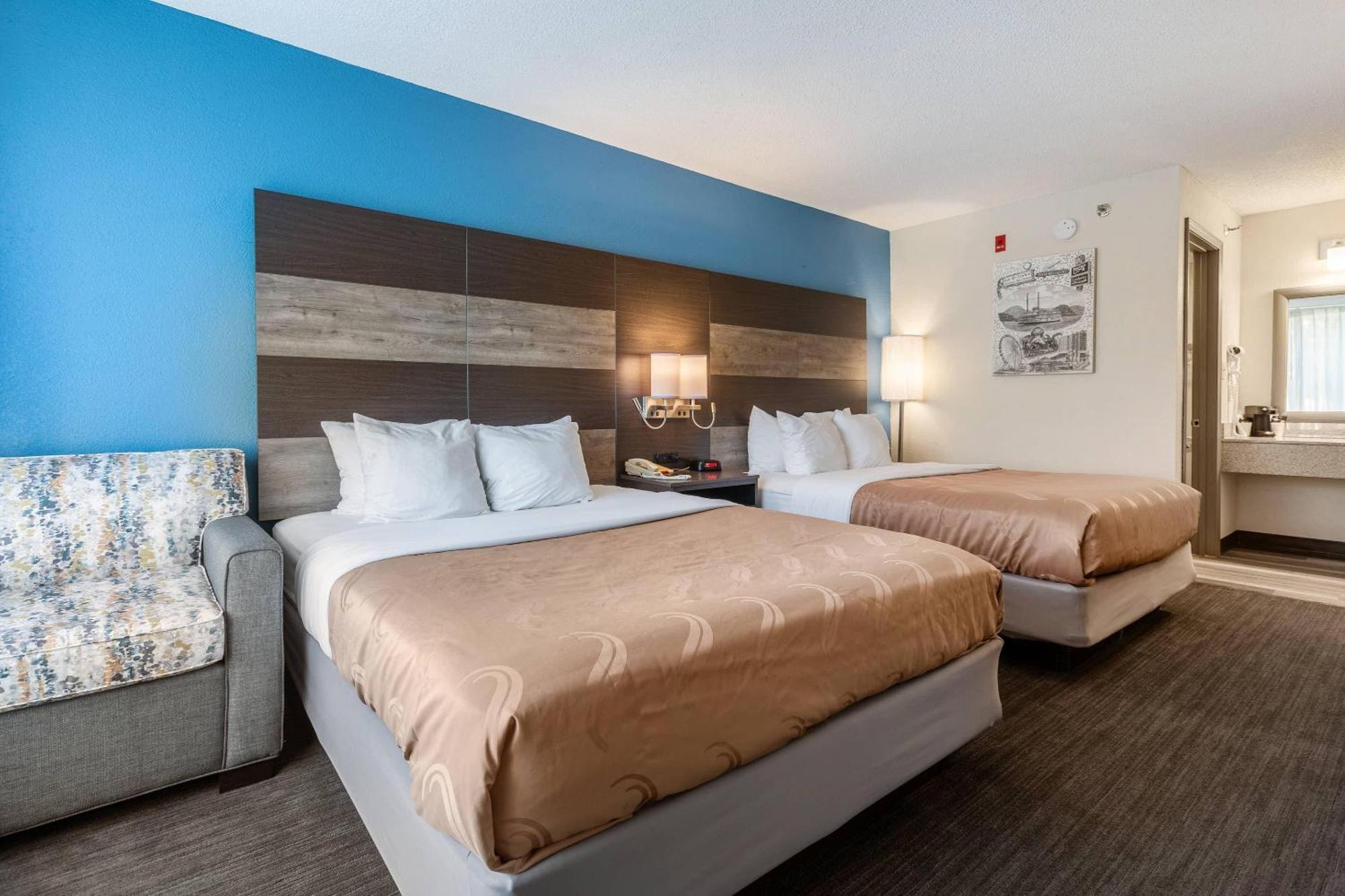 Queen Room Two Queen Beds