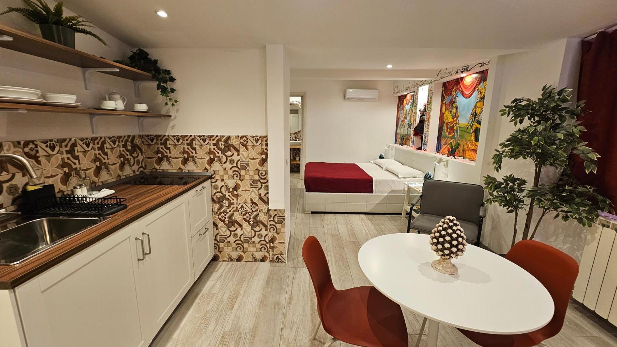 Deluxe Studio