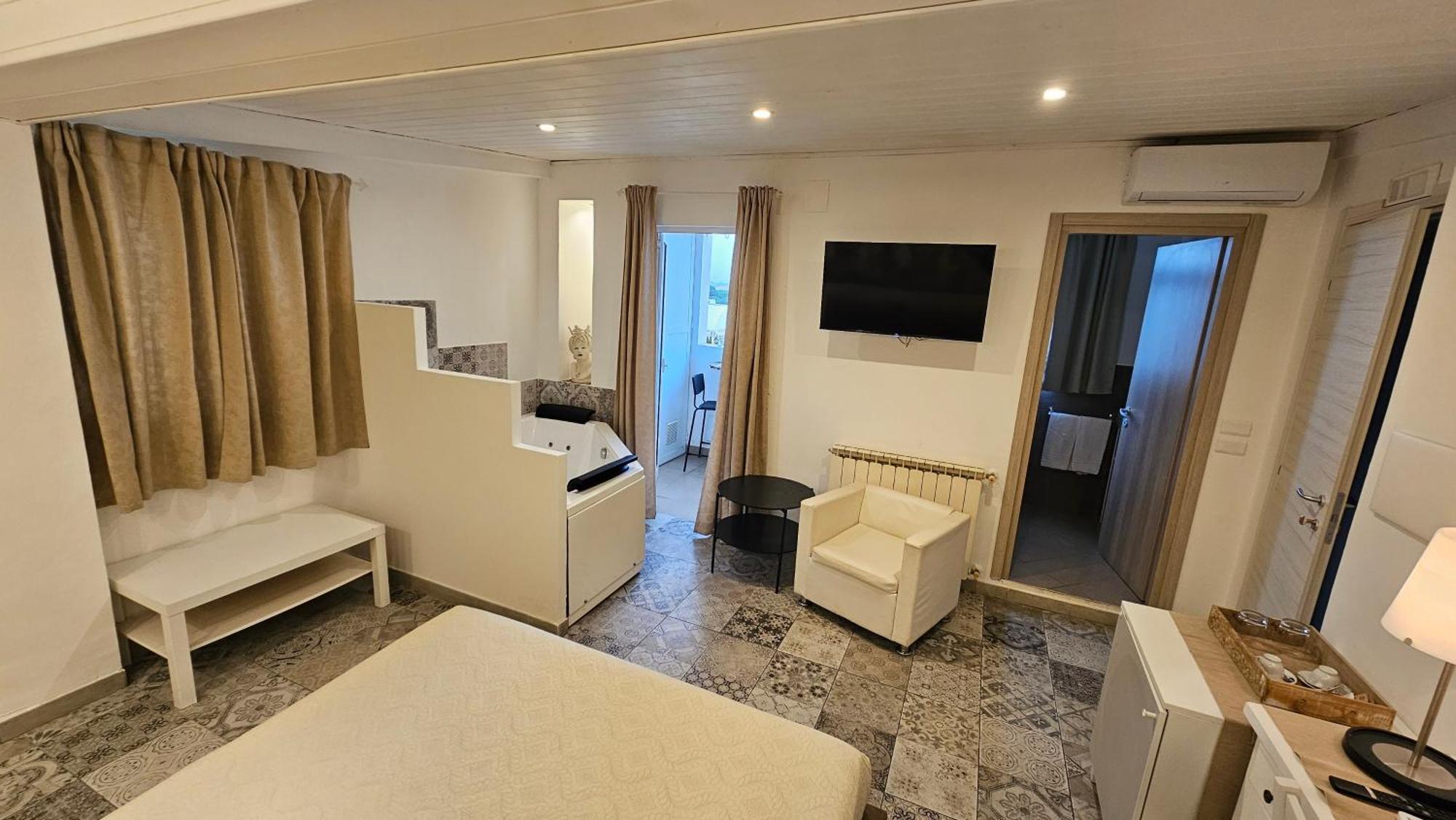 Double Room Spa Bath