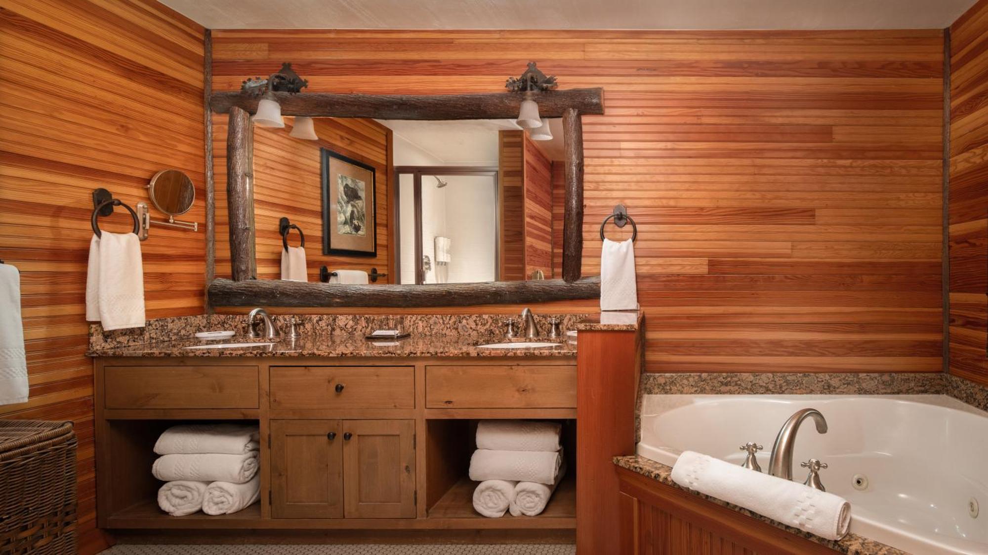 Deluxe One-Bedroom Suite