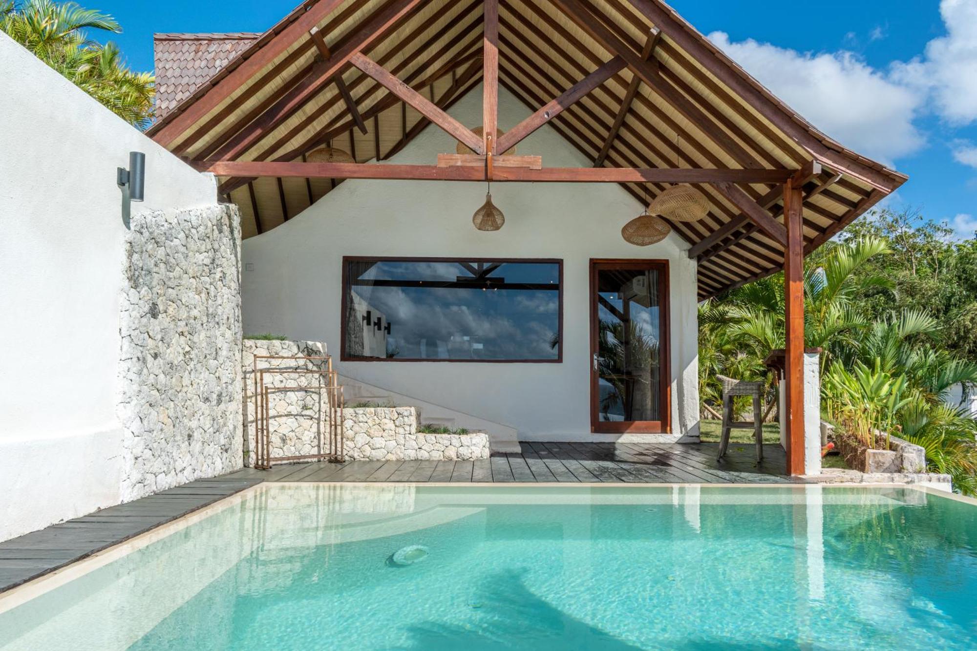 Premium Ocean View Lodge