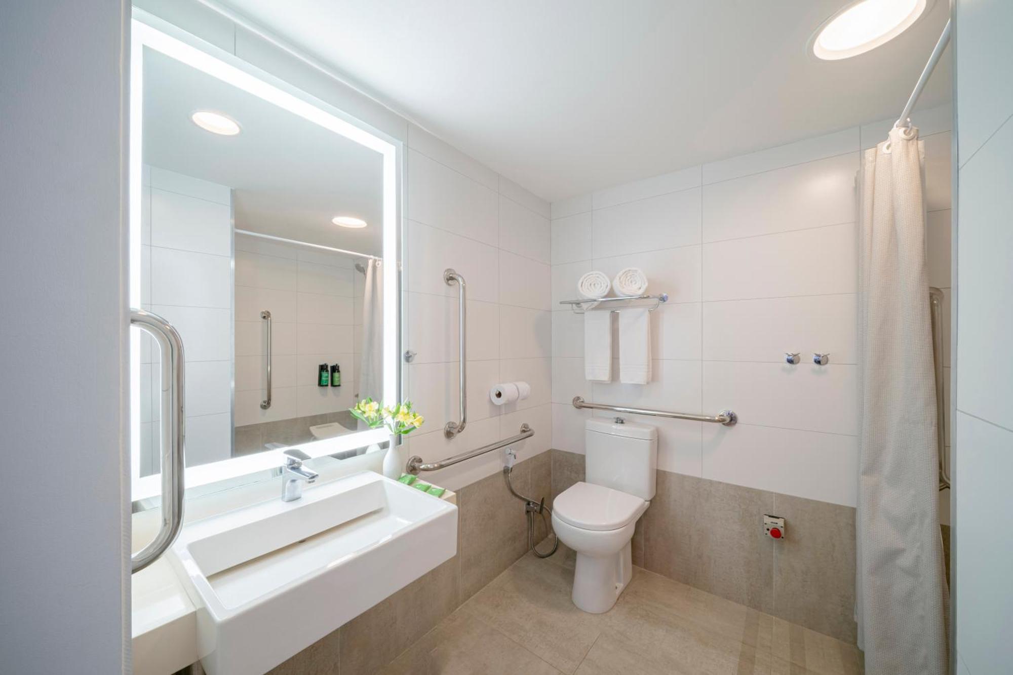 Quadruple Room Disability Access