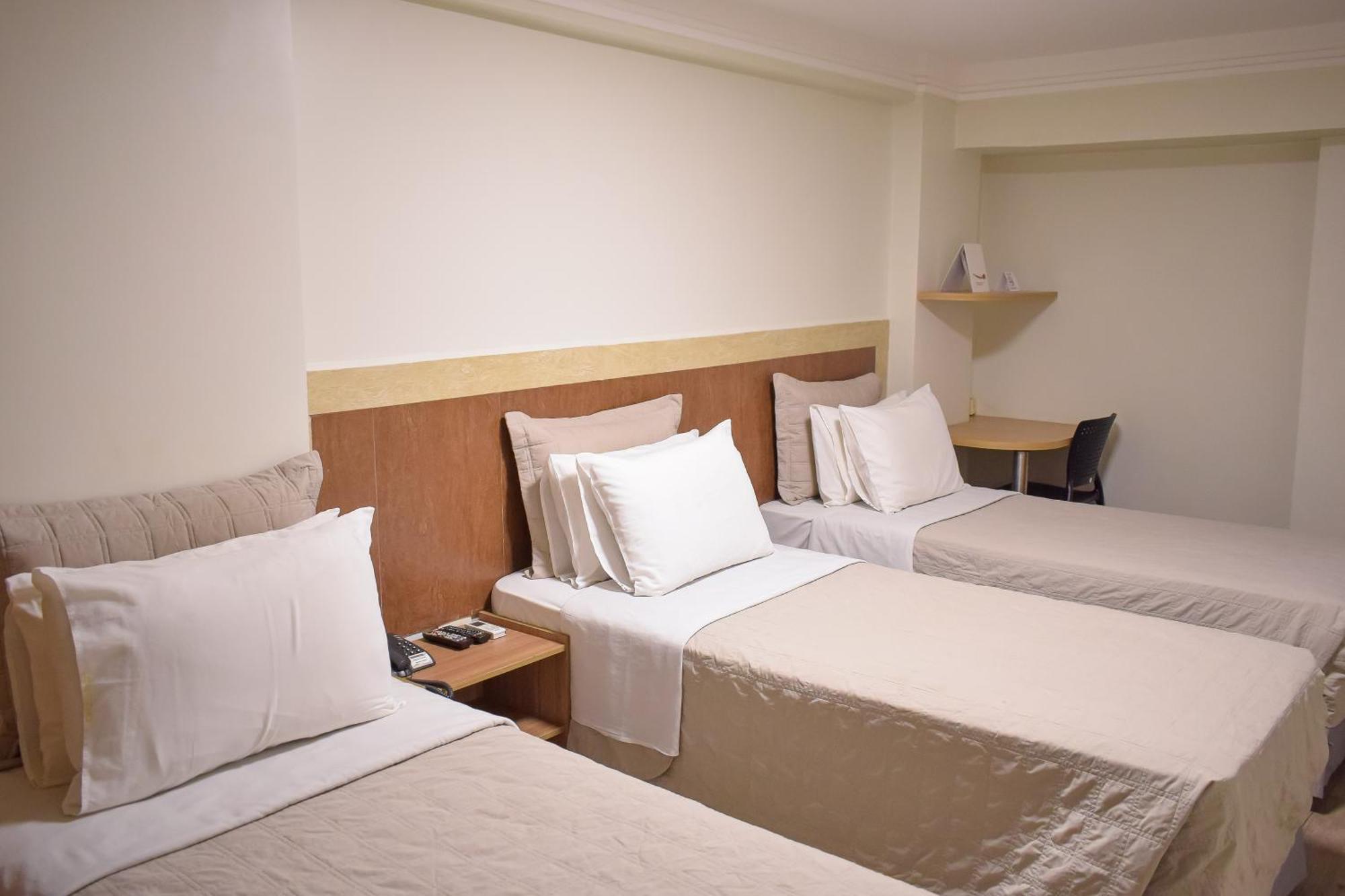 Triple Room Three Single Beds