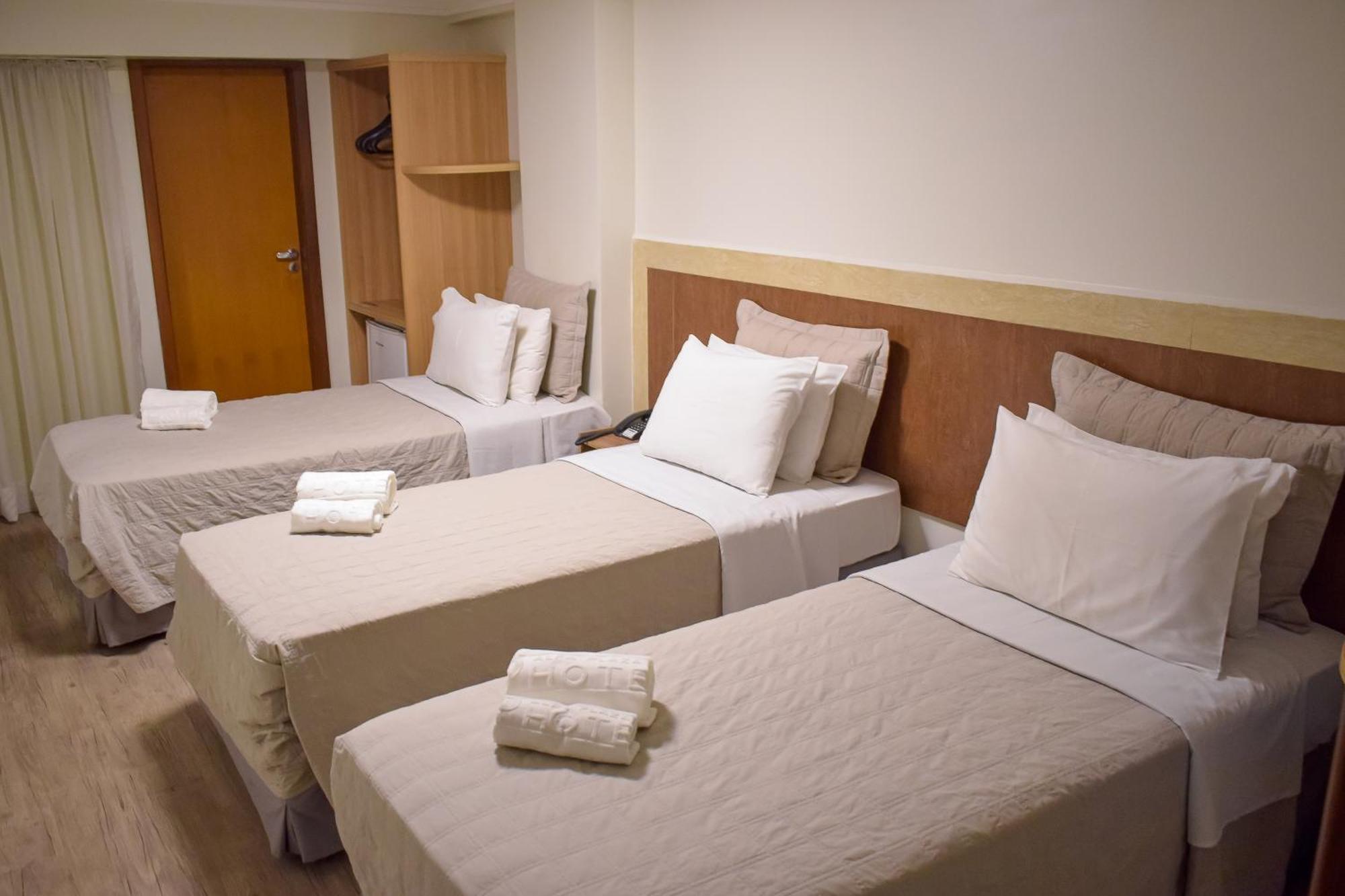 Triple Room Three Single Beds