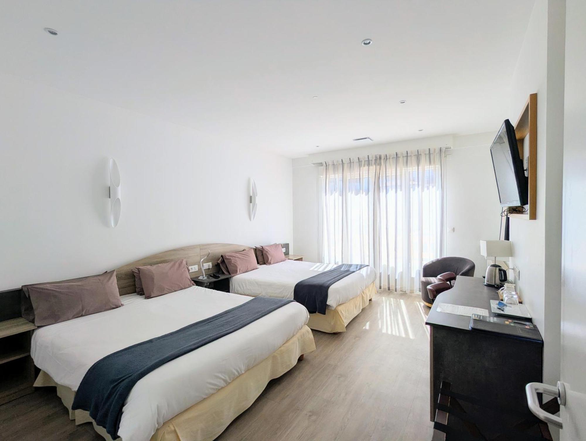 Chambre Familiale Supérieure avec Balcon