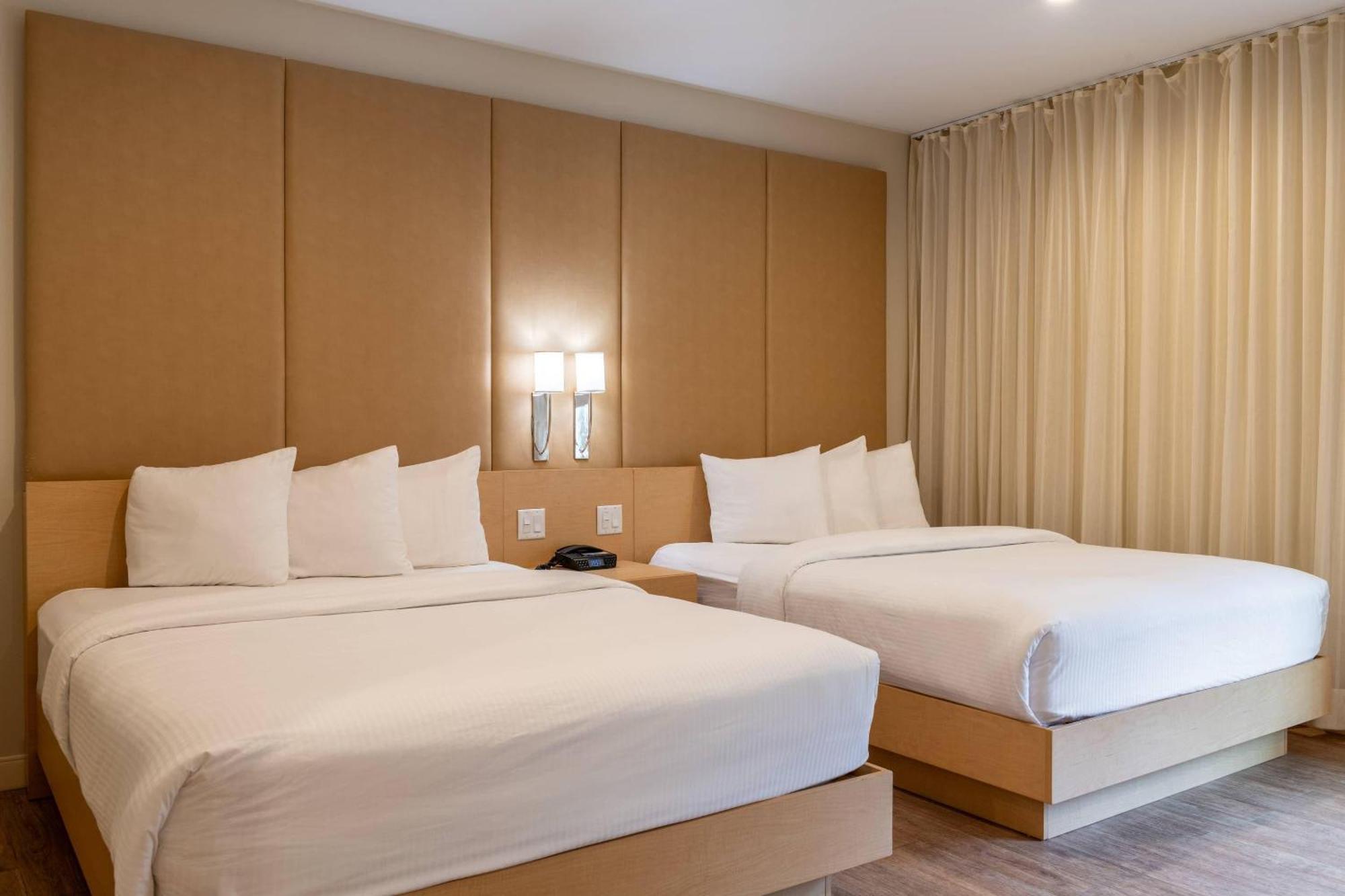 Queen Suite Two Queen Beds Non-Smoking