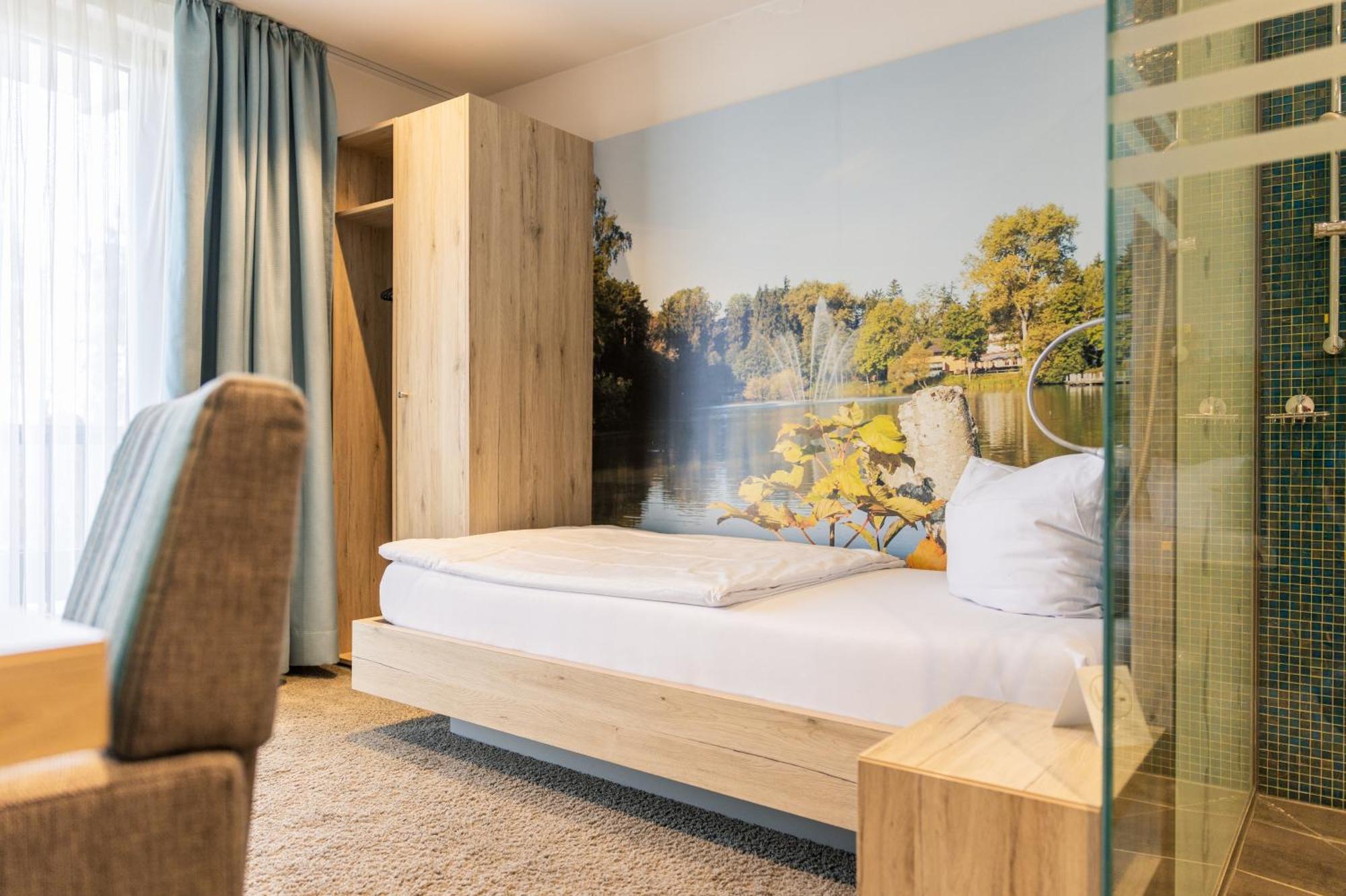 Single Room Balcony