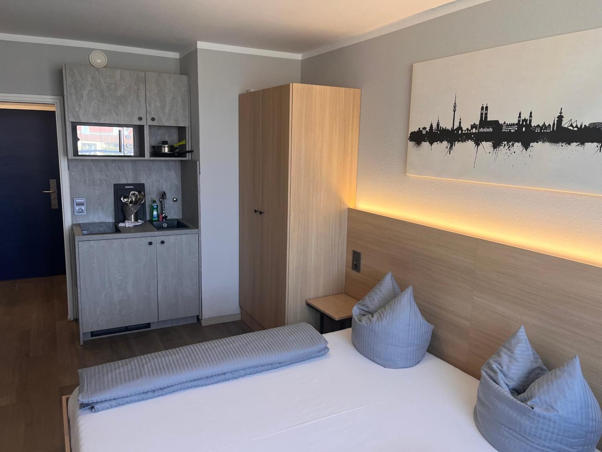 Double Room Balcony Kitchen