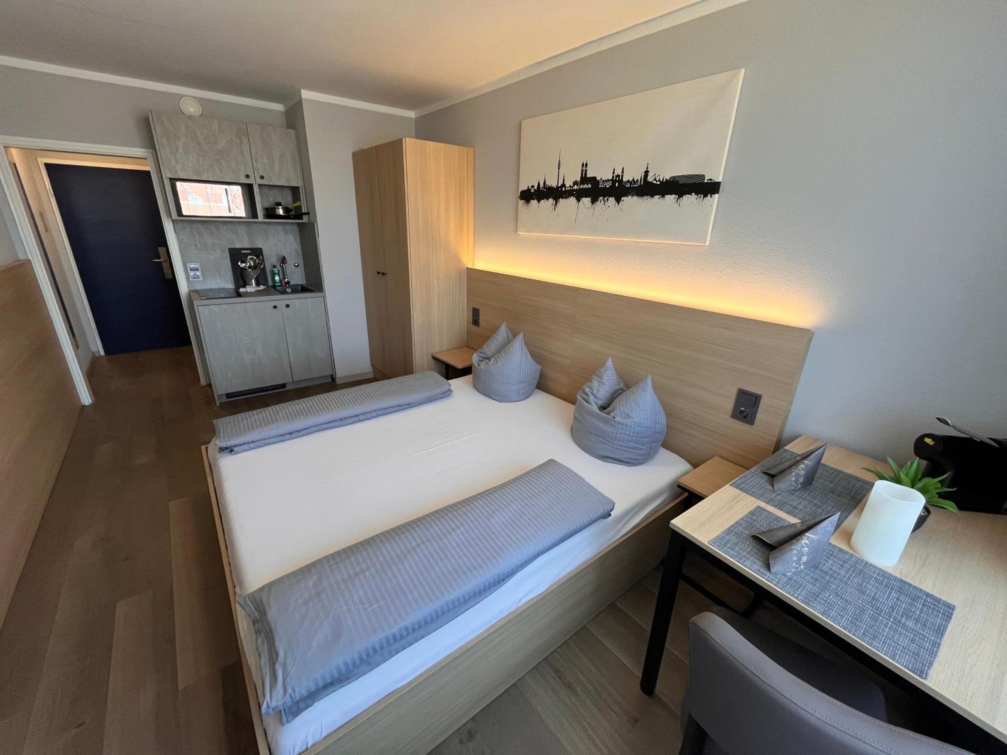 Double Room Balcony Kitchen