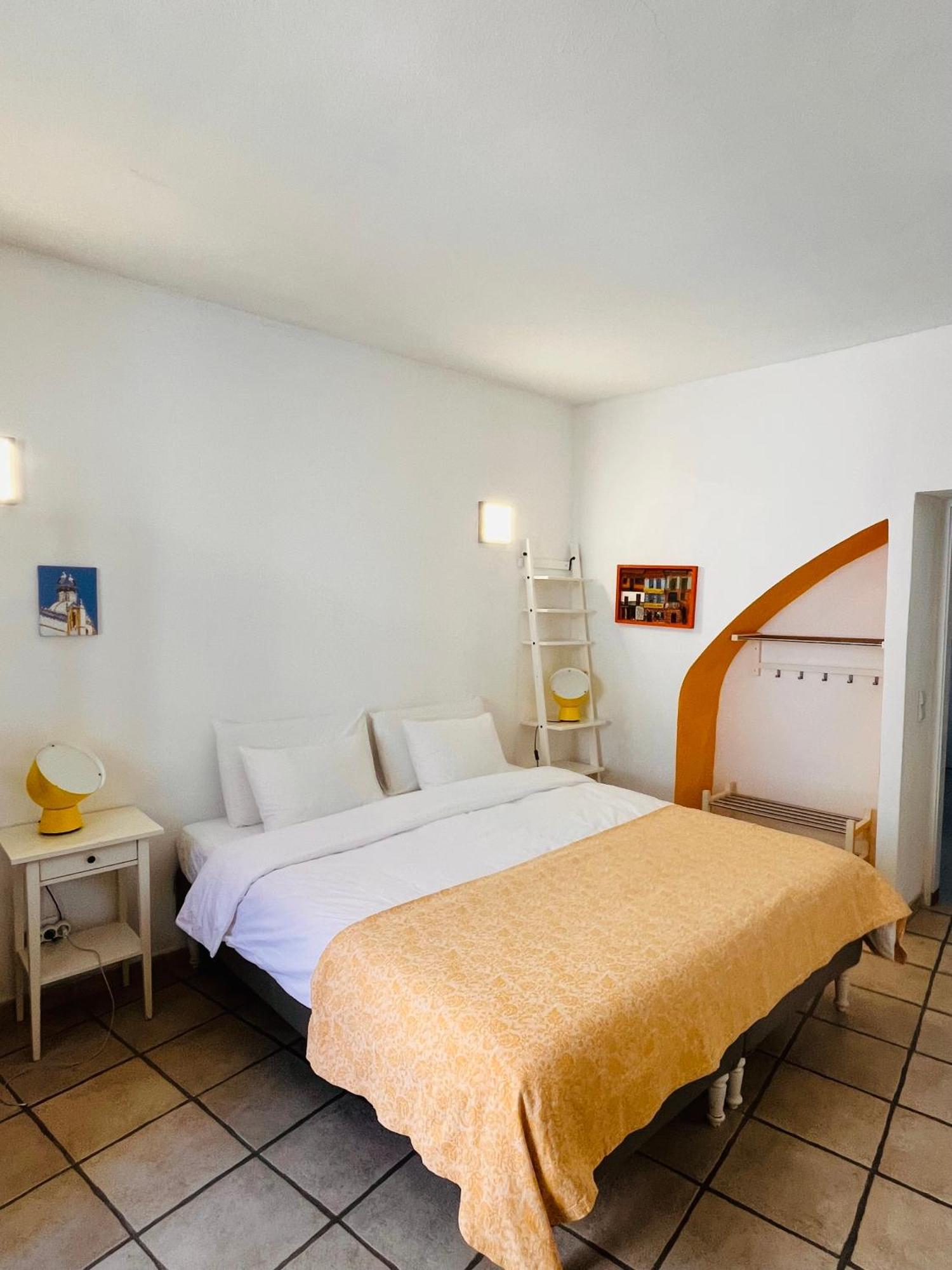 Double Room Private Bathroom