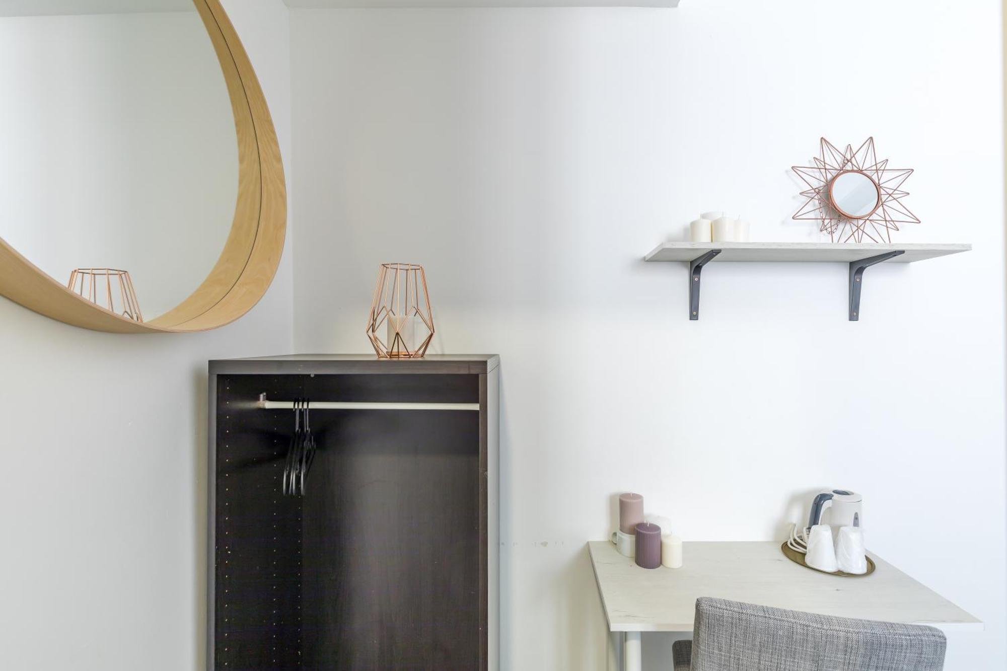Superior Twin Room Private Bathroom