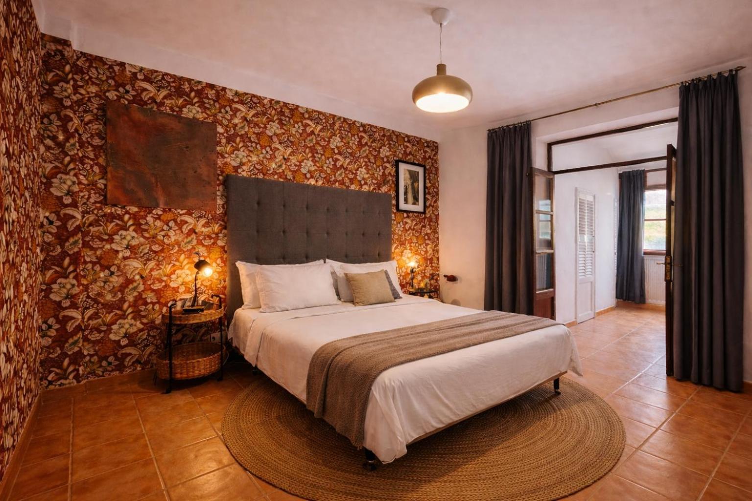 Dreibettzimmer mit Bad