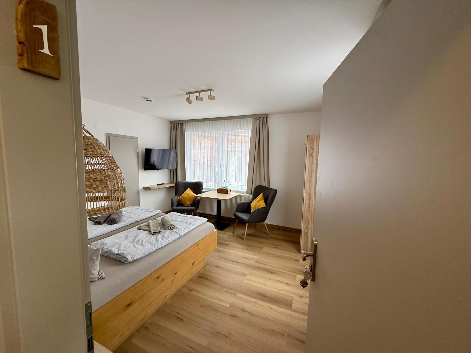 Large Double Room