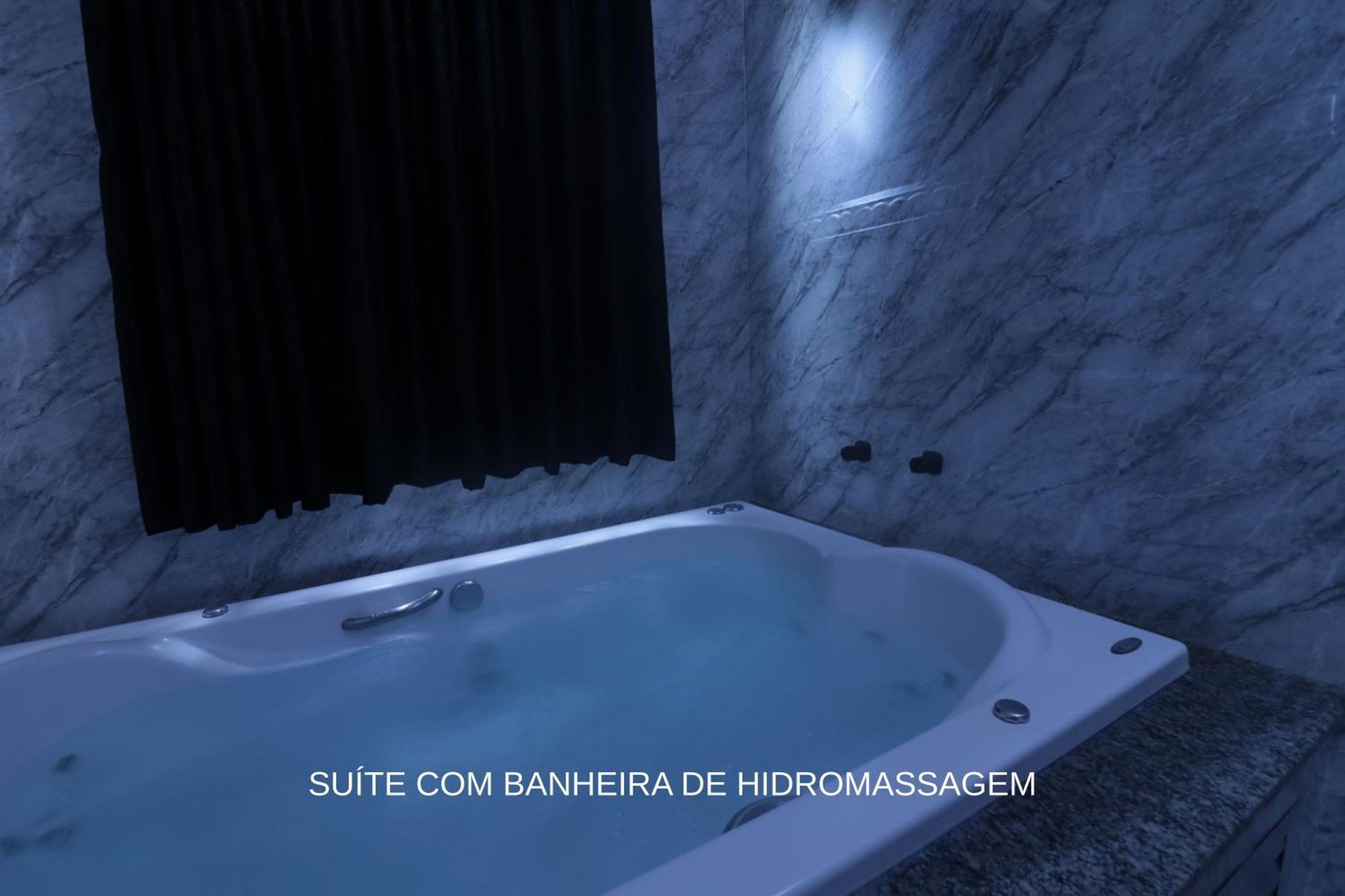 Suite Hot Tub