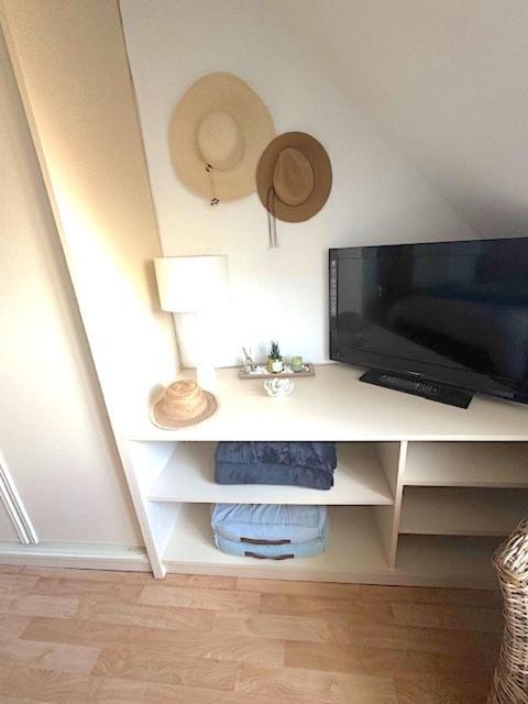 Triple Room Private Bathroom