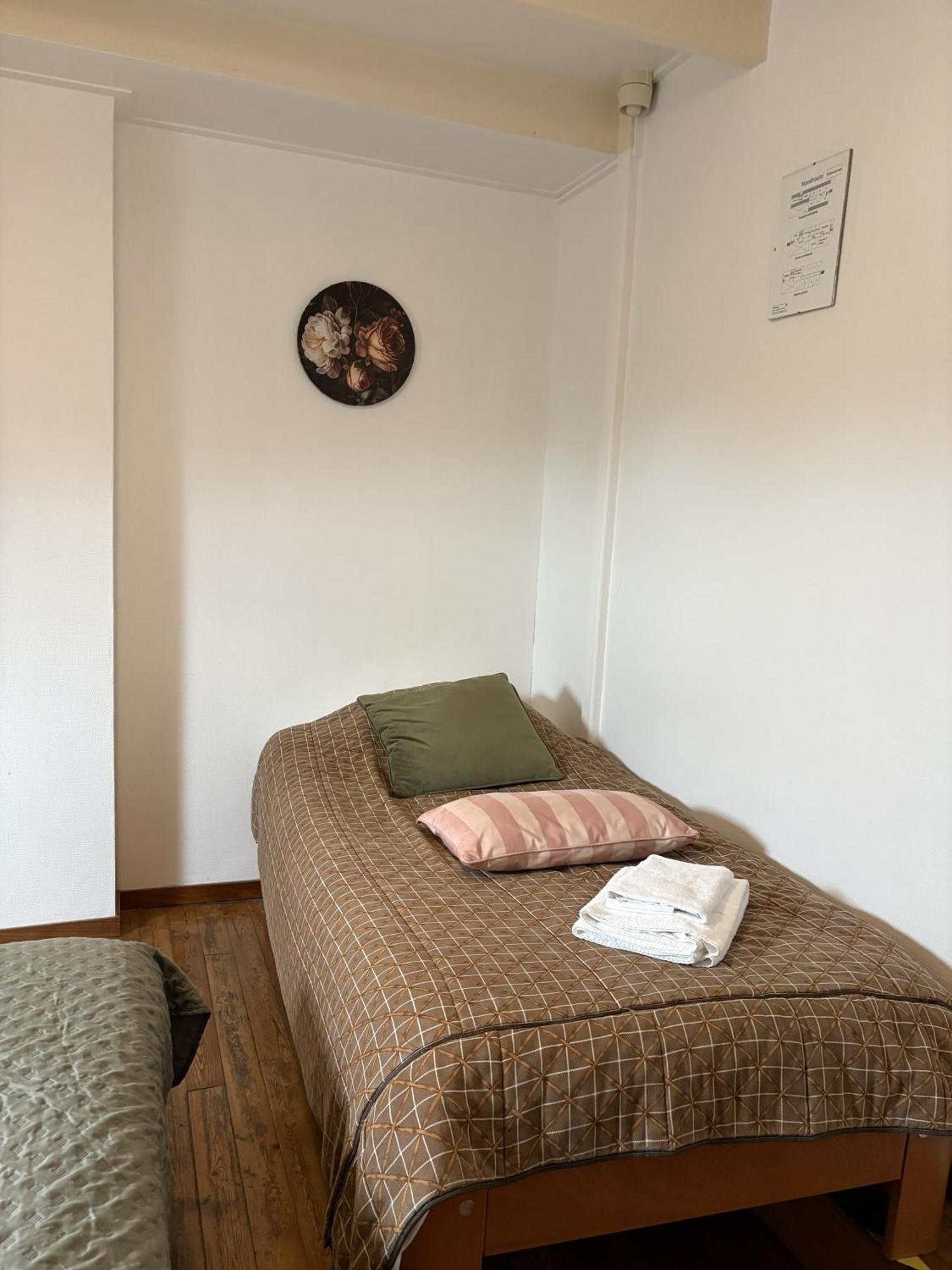 Triple Room Private Bathroom