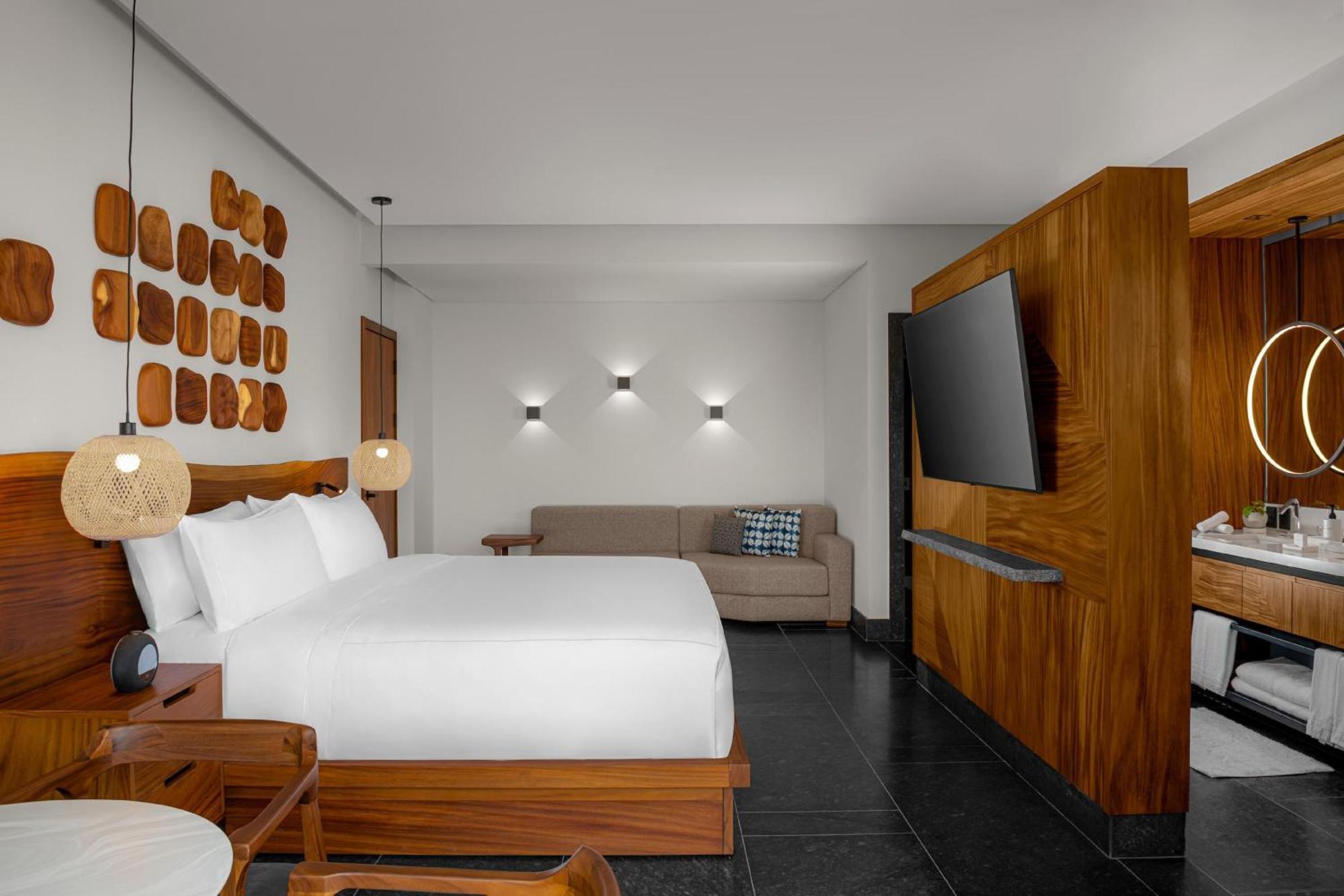King Room Tropical View