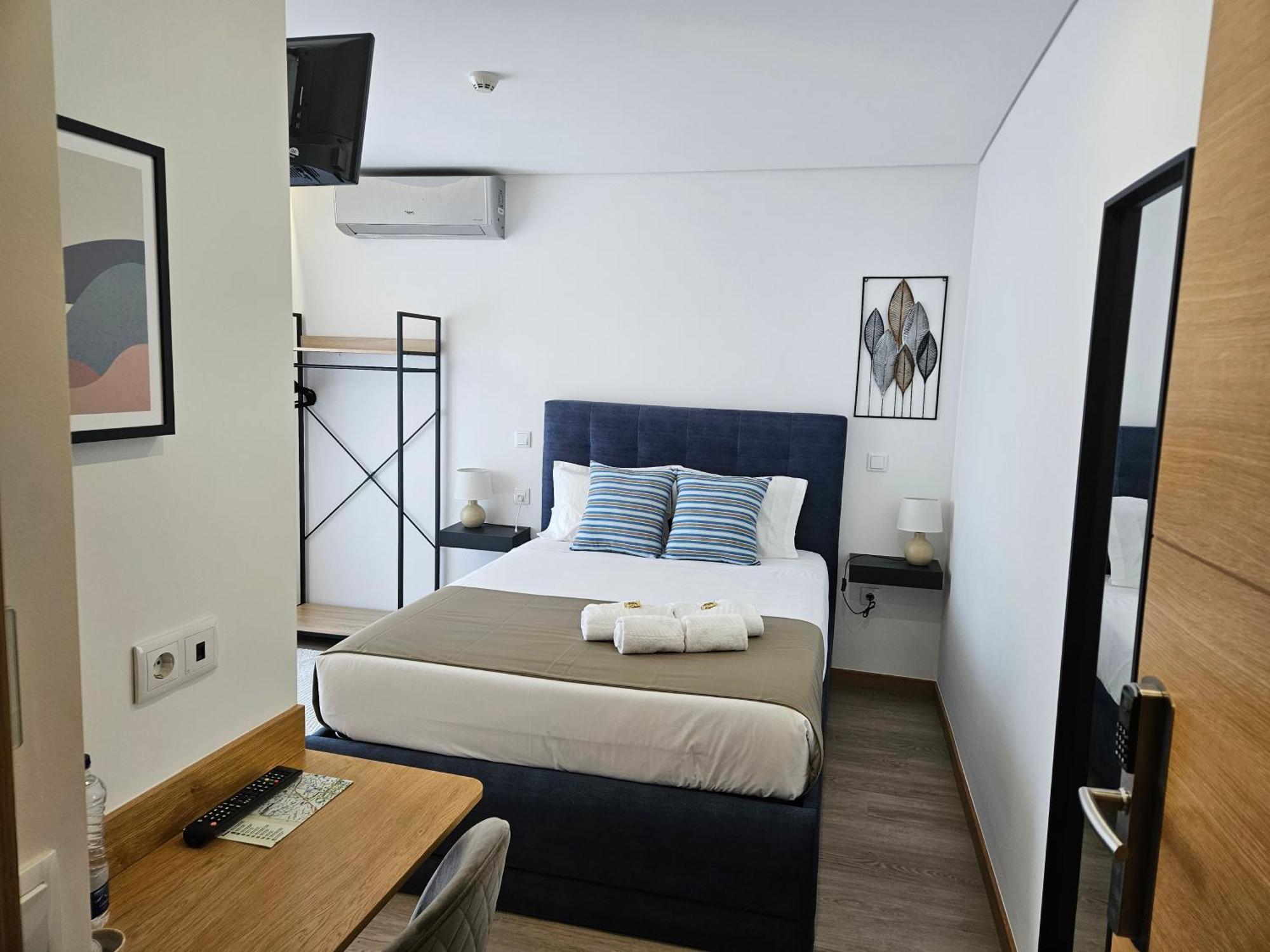 Double Room Private Bathroom