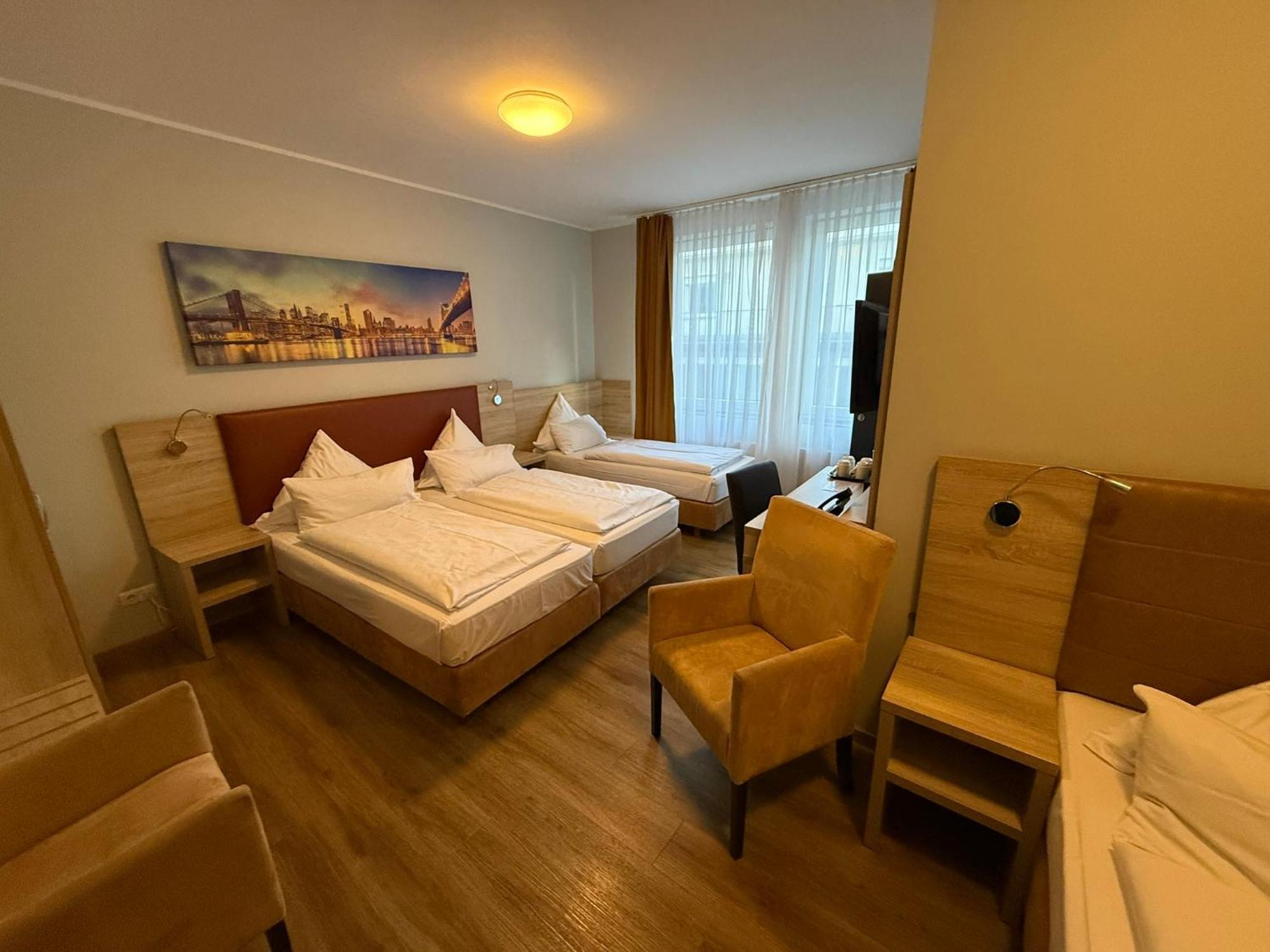 Comfort Quadruple Room