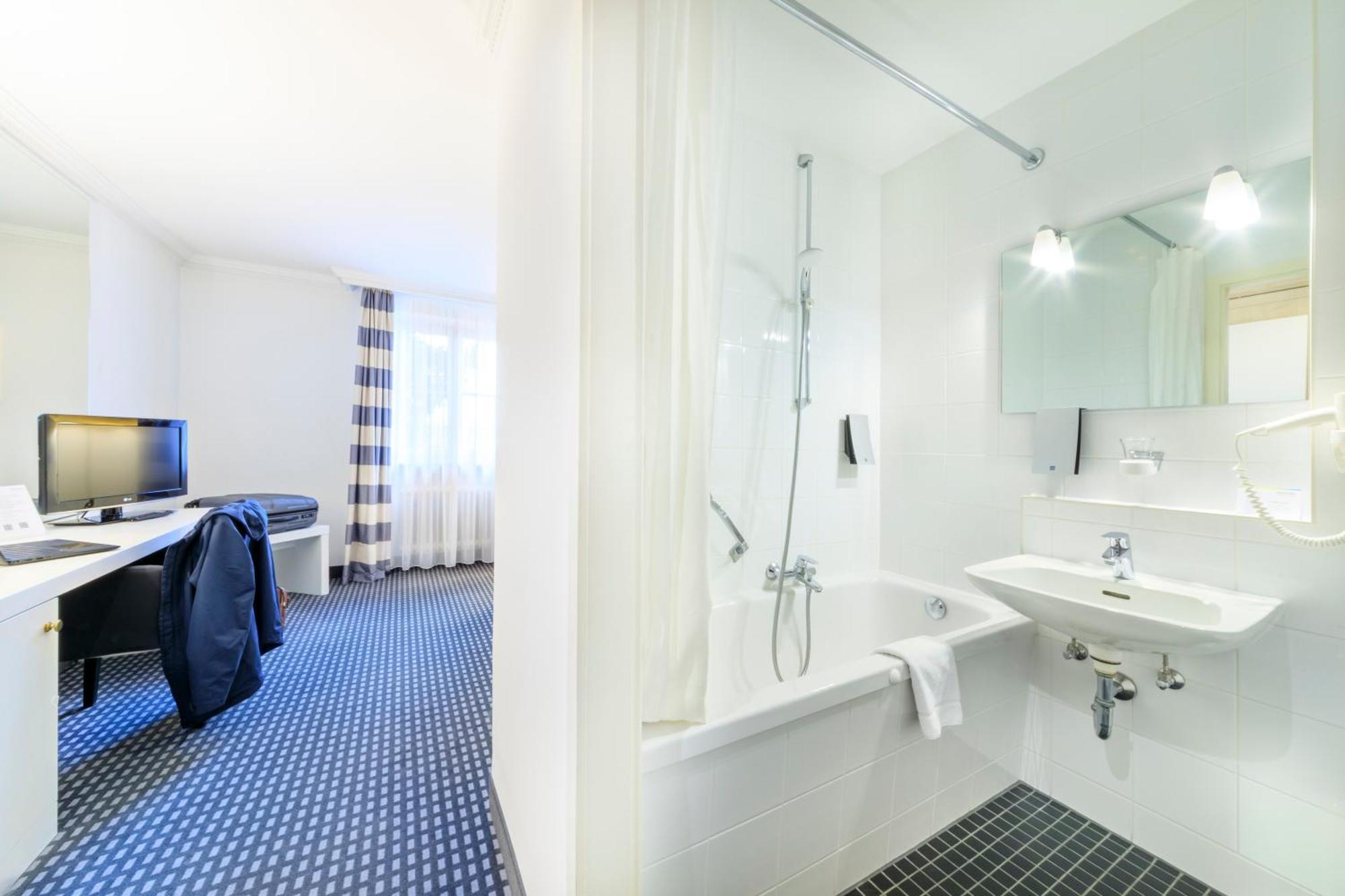 Economy Single Room