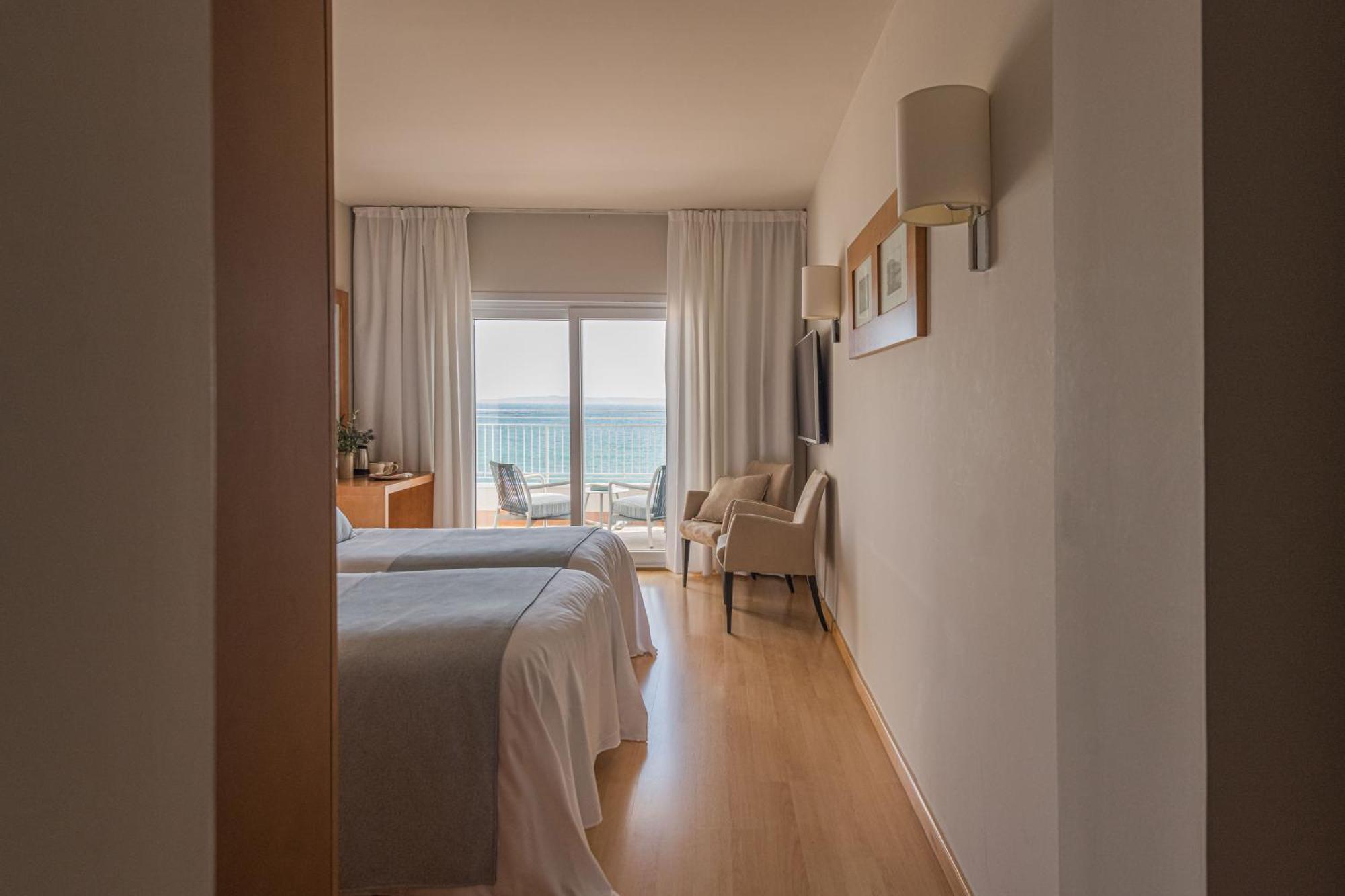 Superior Twin Room Sea View