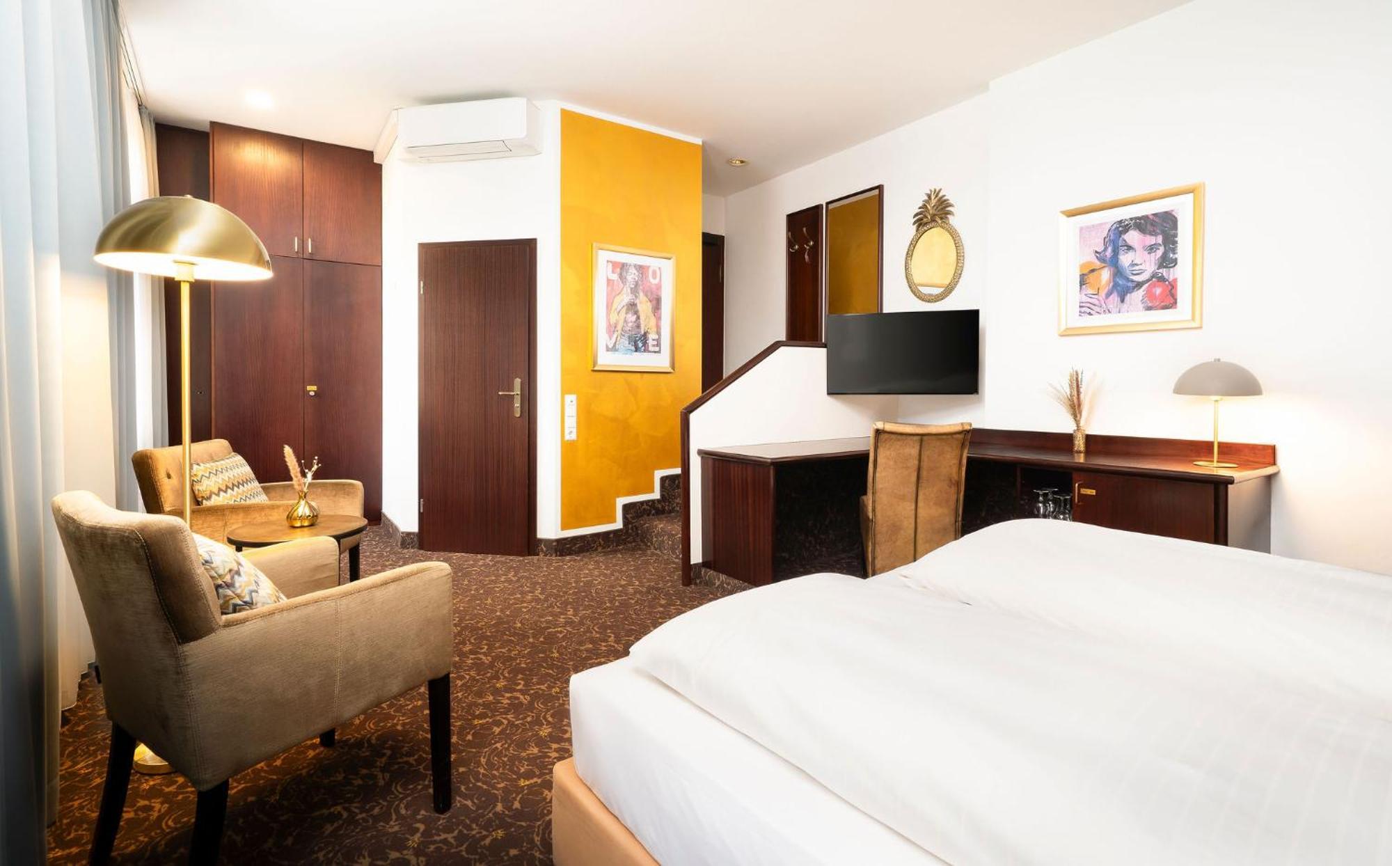 King Room