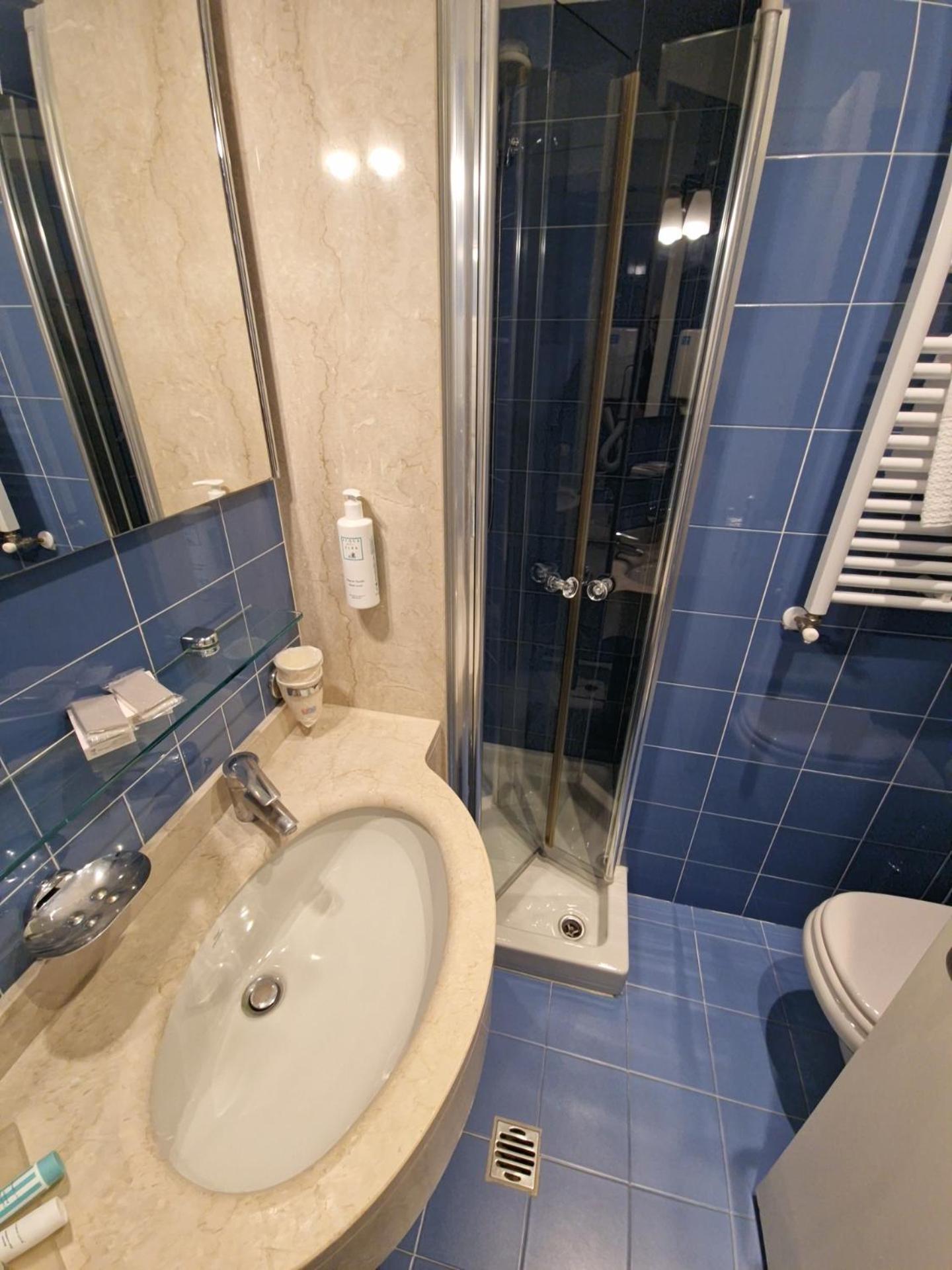 Double or Twin Room Side Sea View