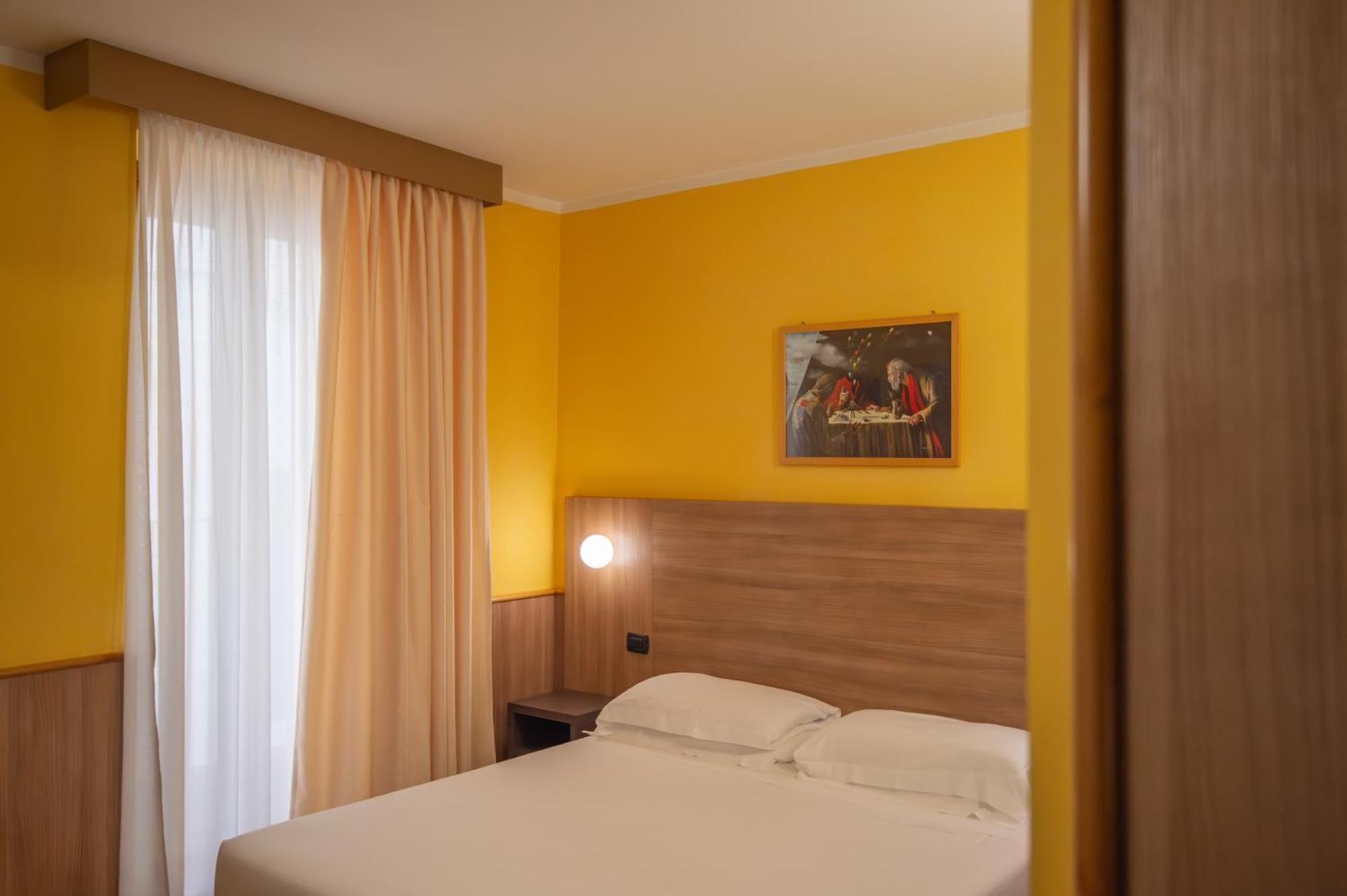 Budget Double Room Annex