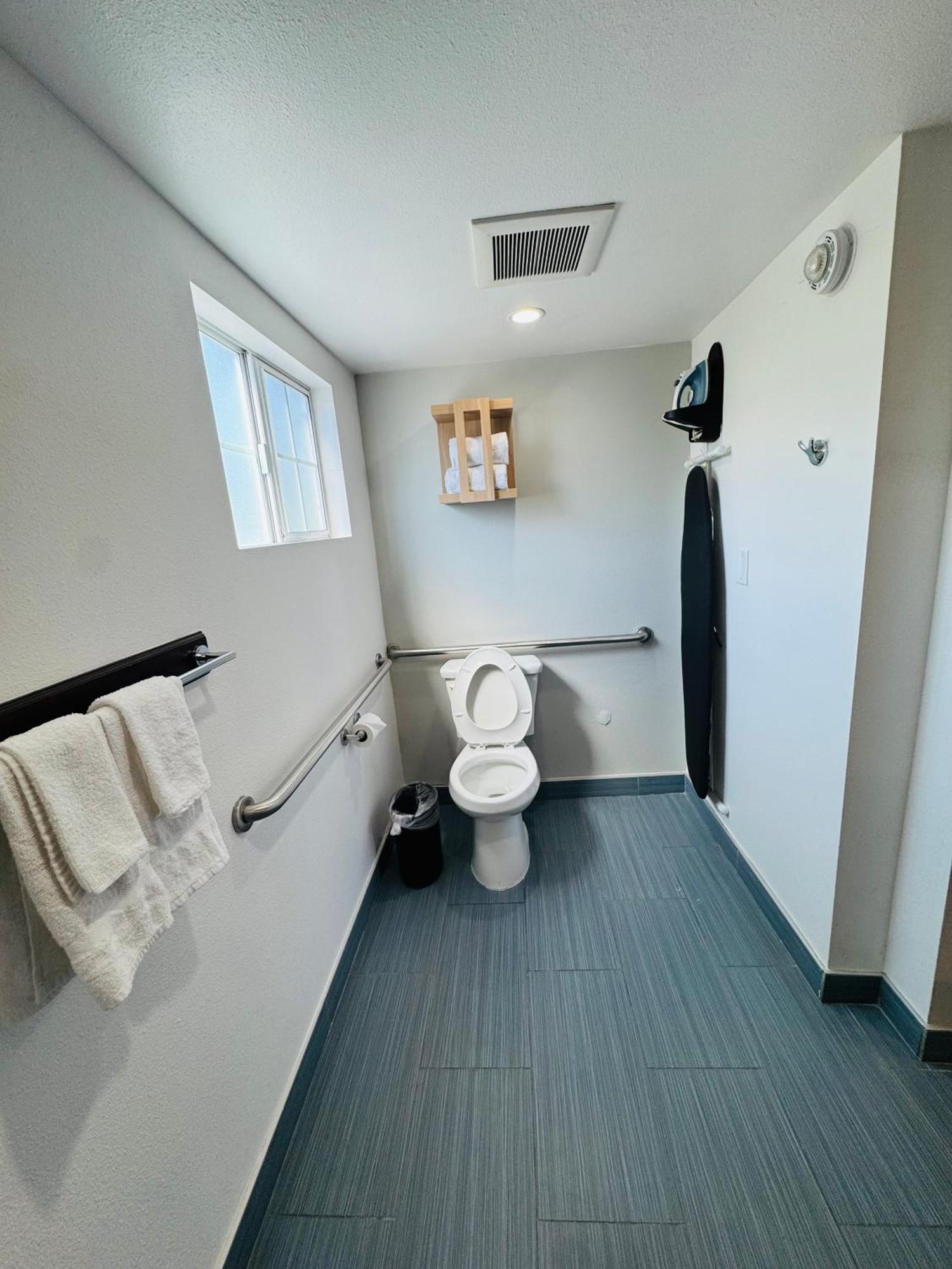 Queen Room Disability Access