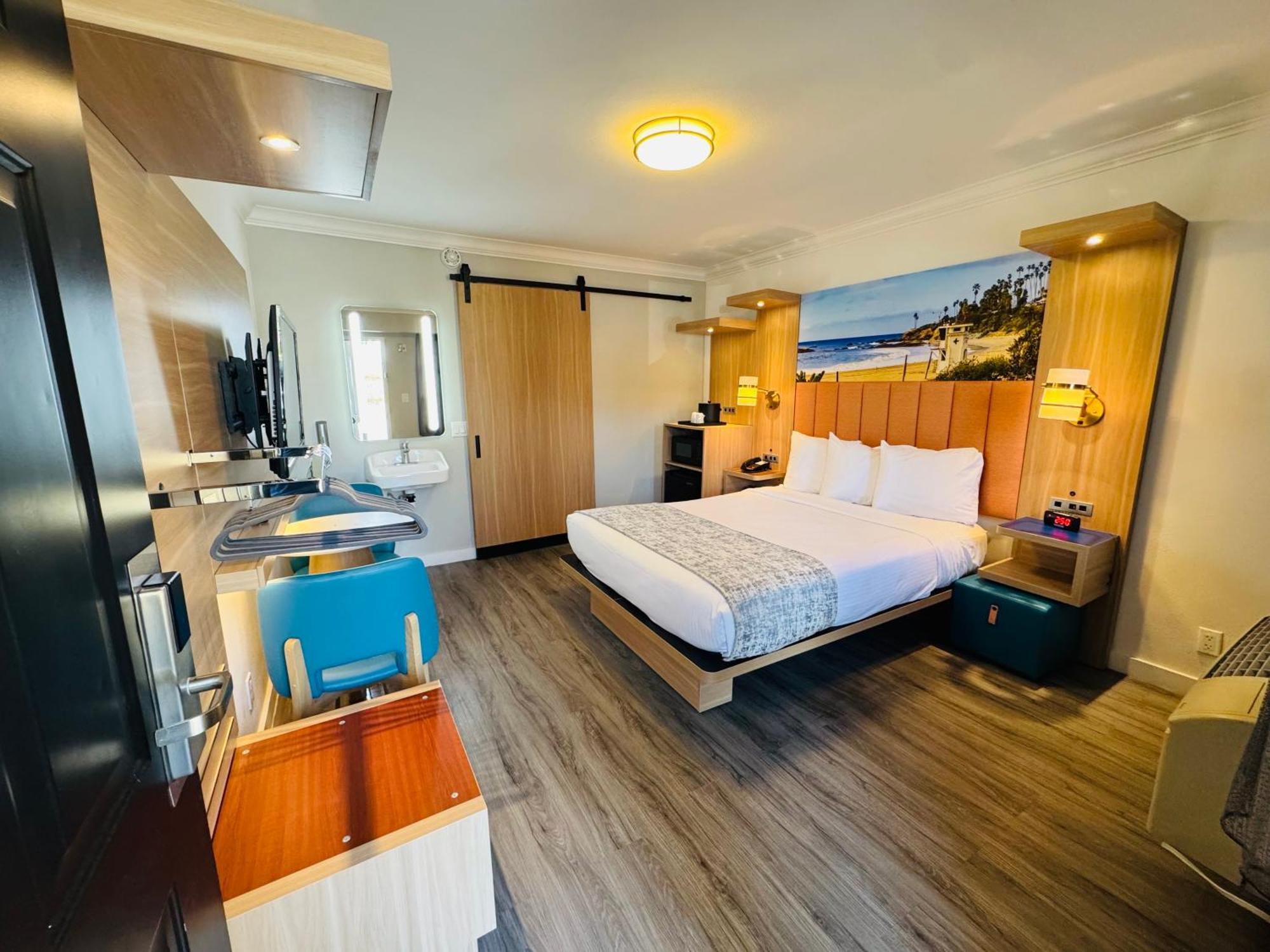 Queen Room Disability Access