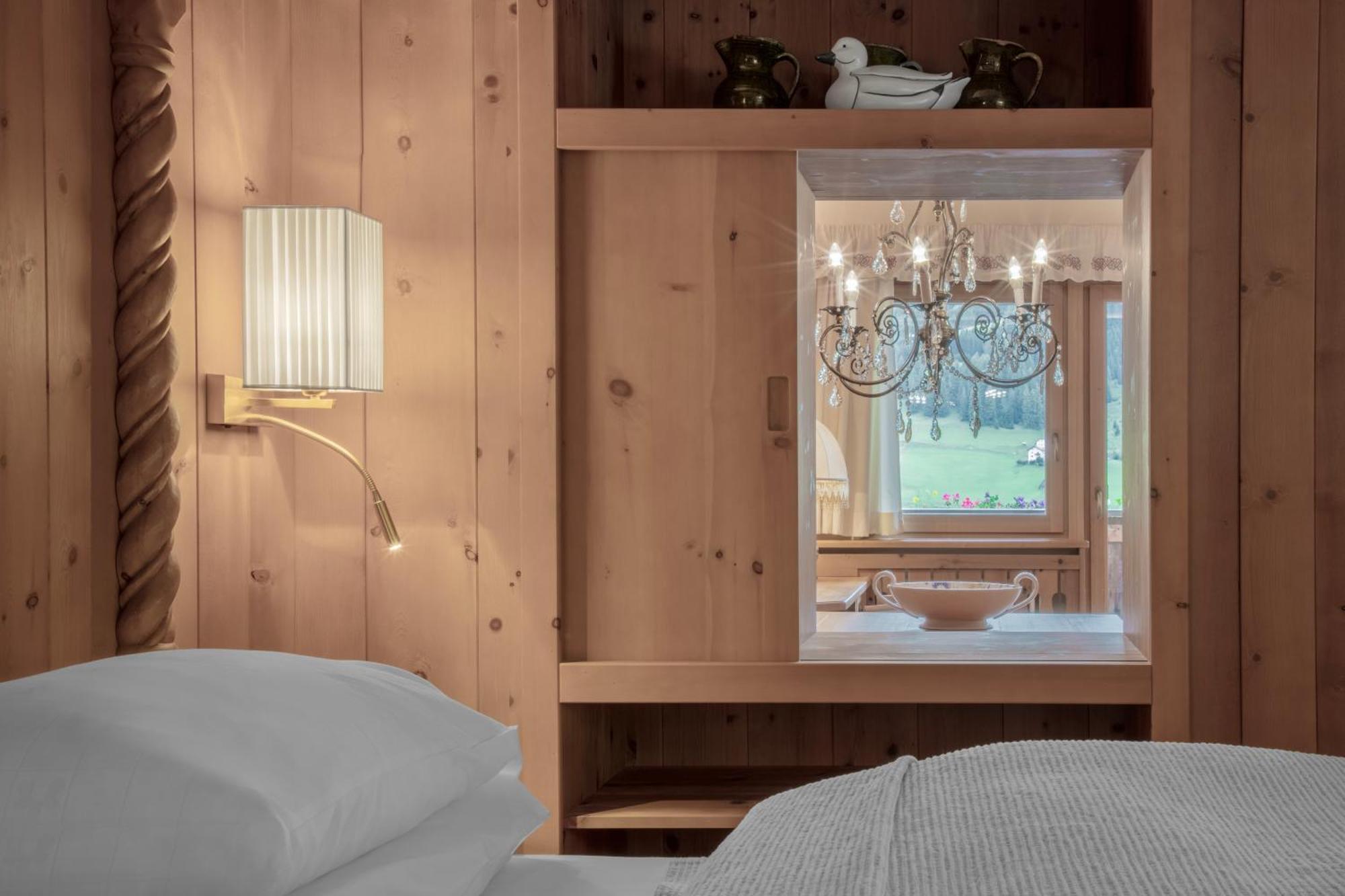 Romantic Double Room Mountain View