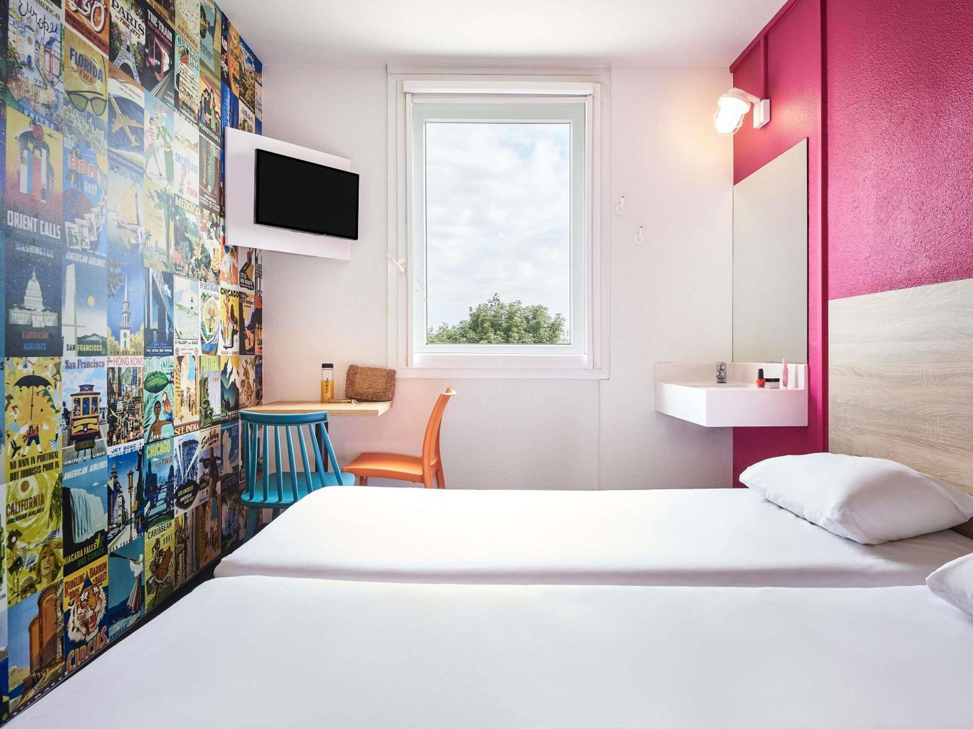 Side-Car Twin Room