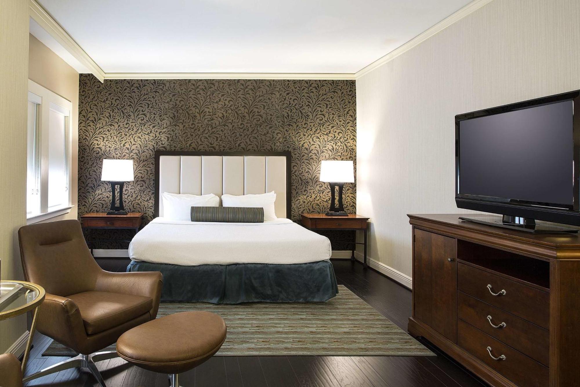 Executive King Room