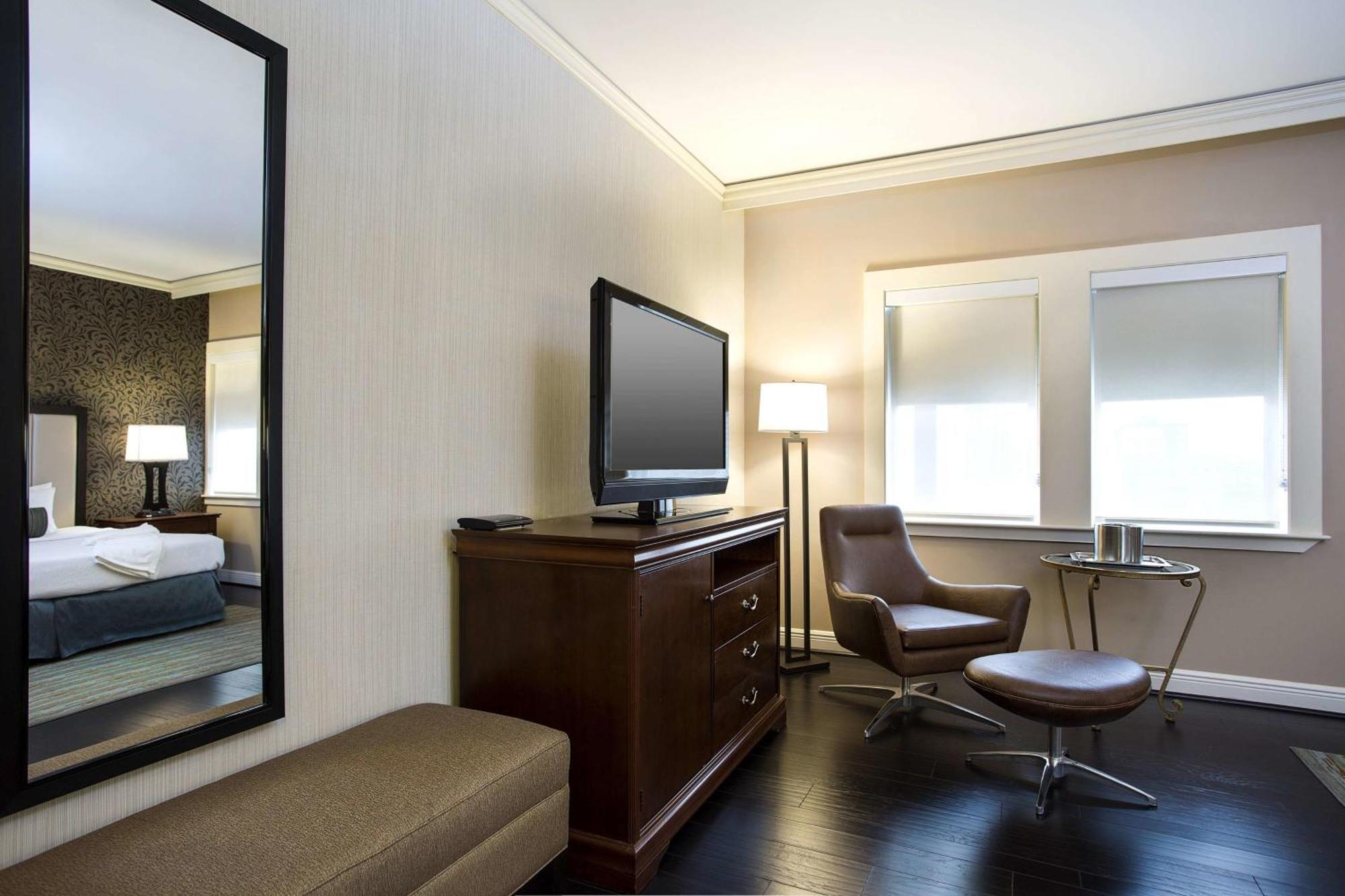 Executive King Room