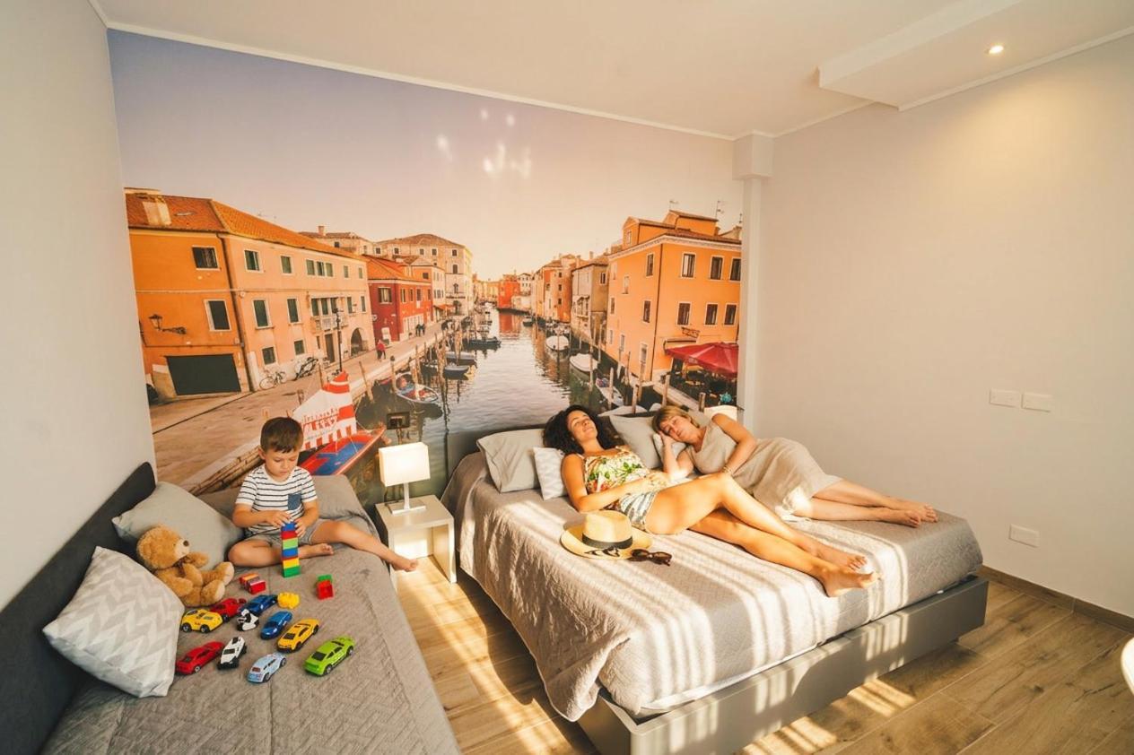 Triple Room Side Sea View