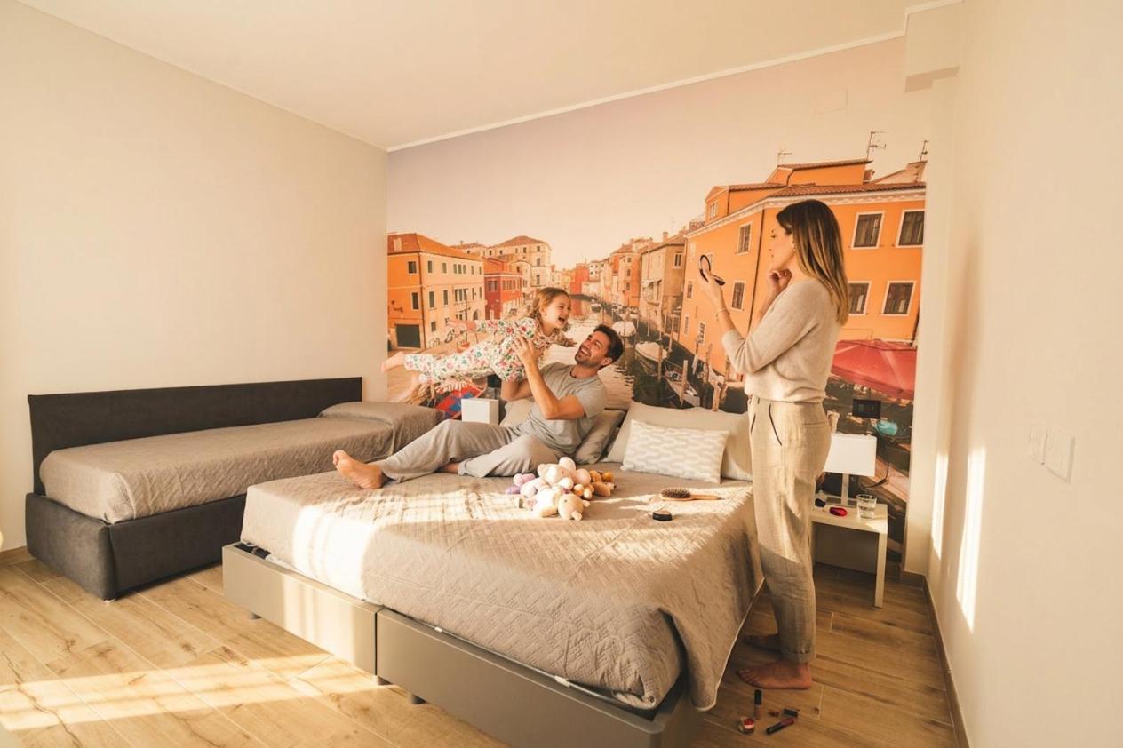 Triple Room Side Sea View